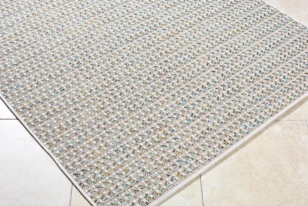 LIVABLISS Crete CEE-2304 Ivory Area Rug