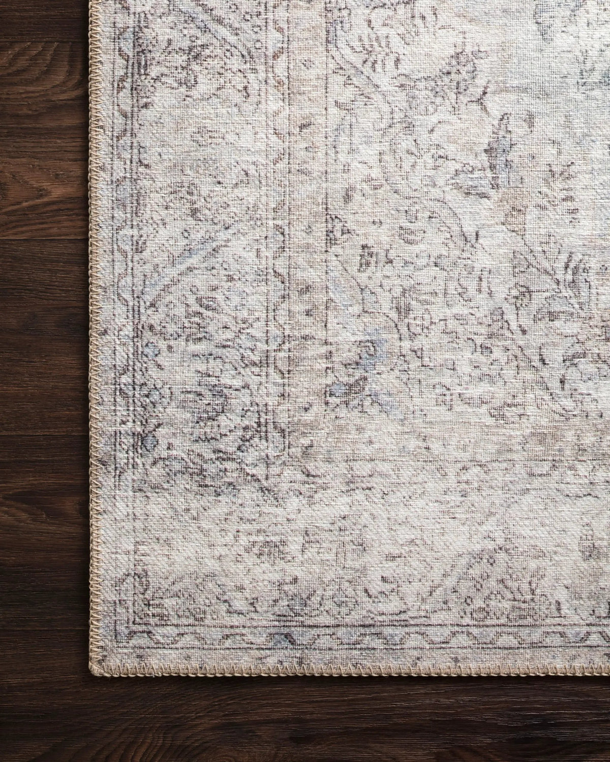Loren LQ-04 Silver / Slate Area Rug by Loloi