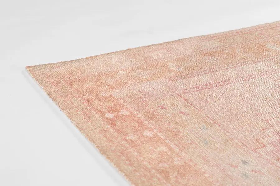 Luna LNA-3 Pink Area Rug by Momeni