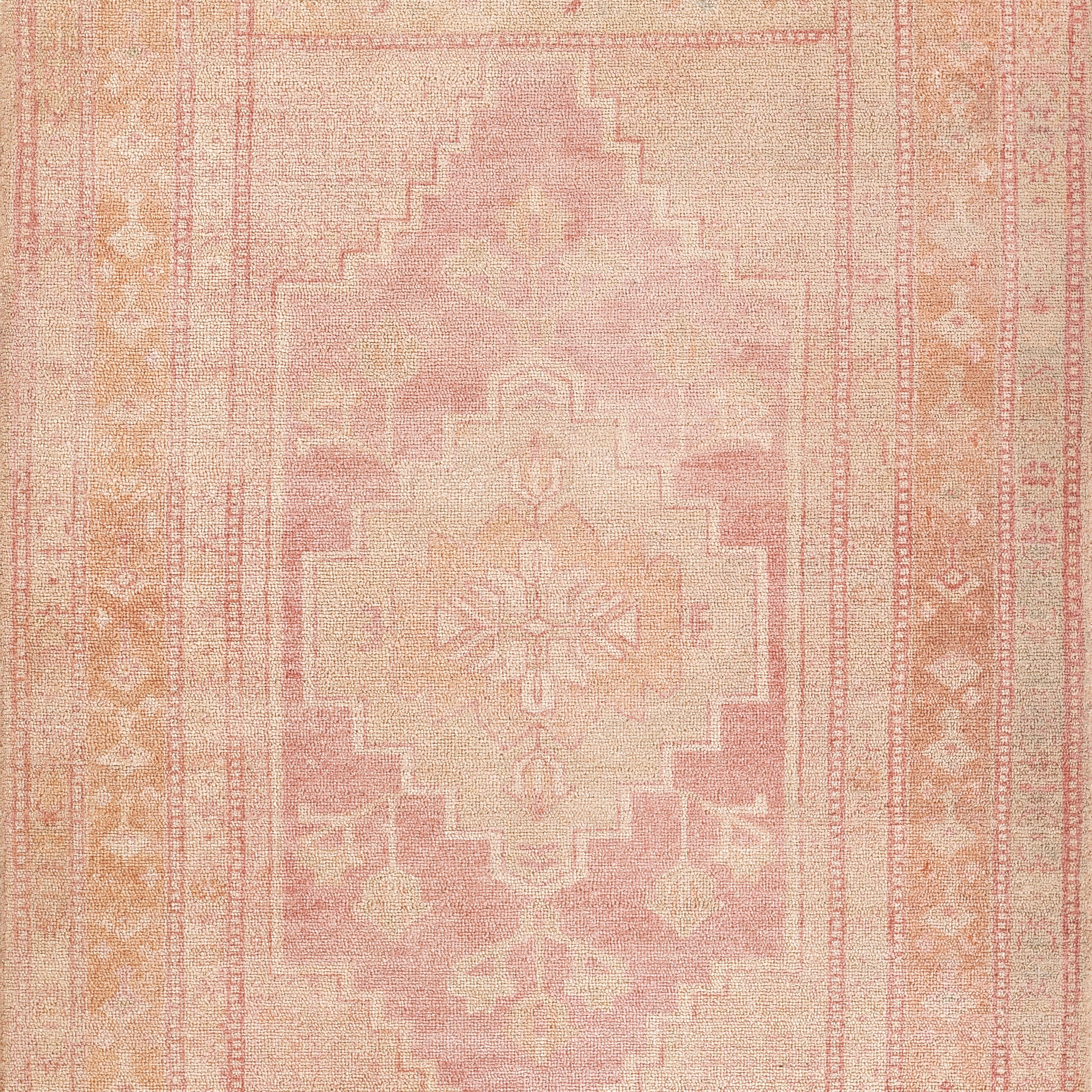 Momeni Luna LNA-3 Pink Hand Tufted Area Rug