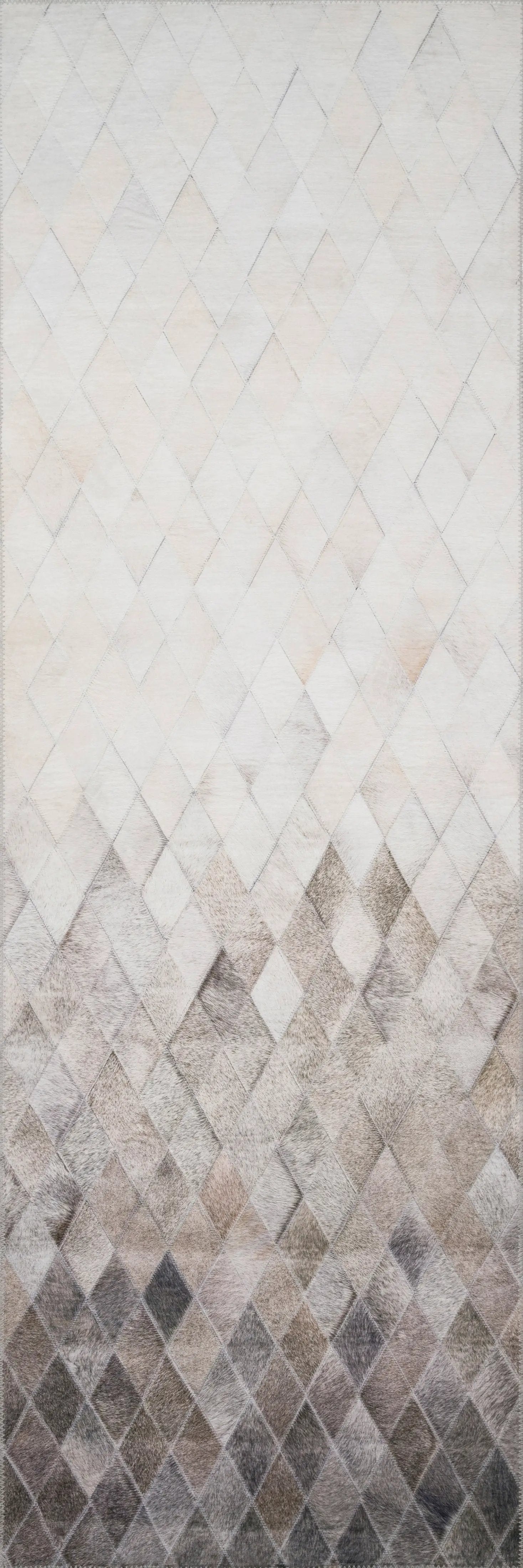 Maddox MAD-04 Sand / Taupe Area Rug by Loloi