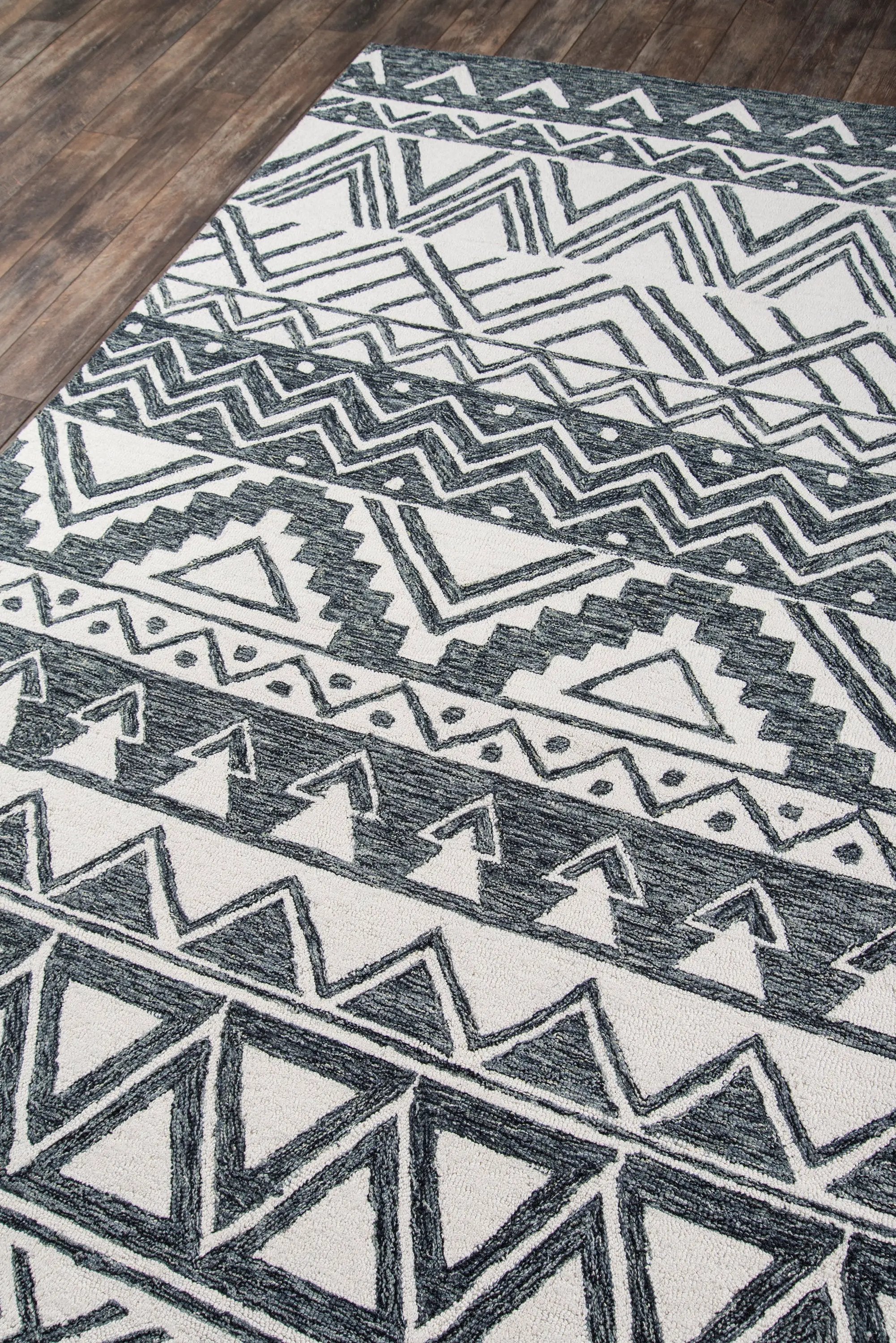 Mallorca MRC-3 Charcoal Area Rug by Momeni