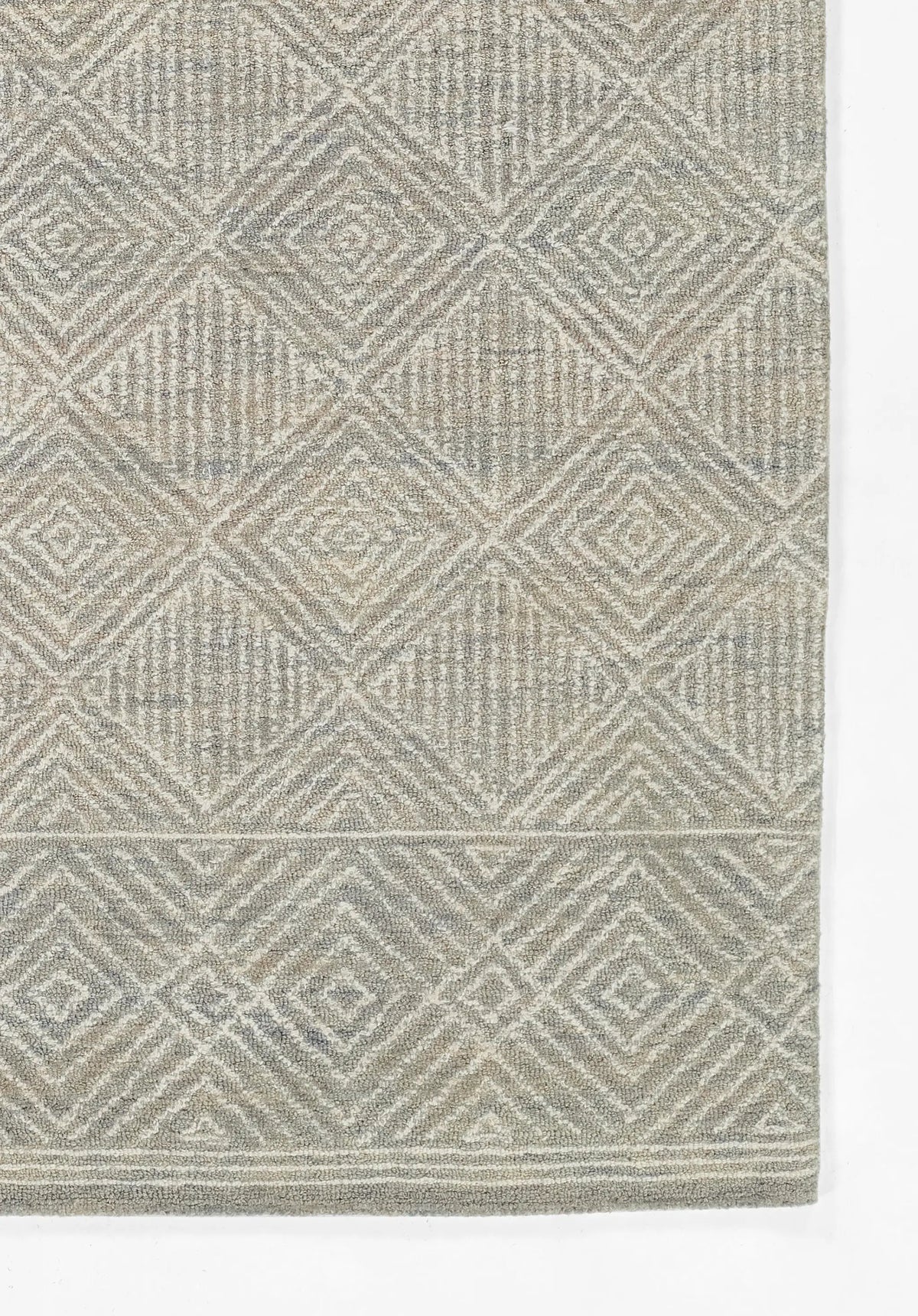Mallorca MRC-7 Gray Area Rug by Momeni