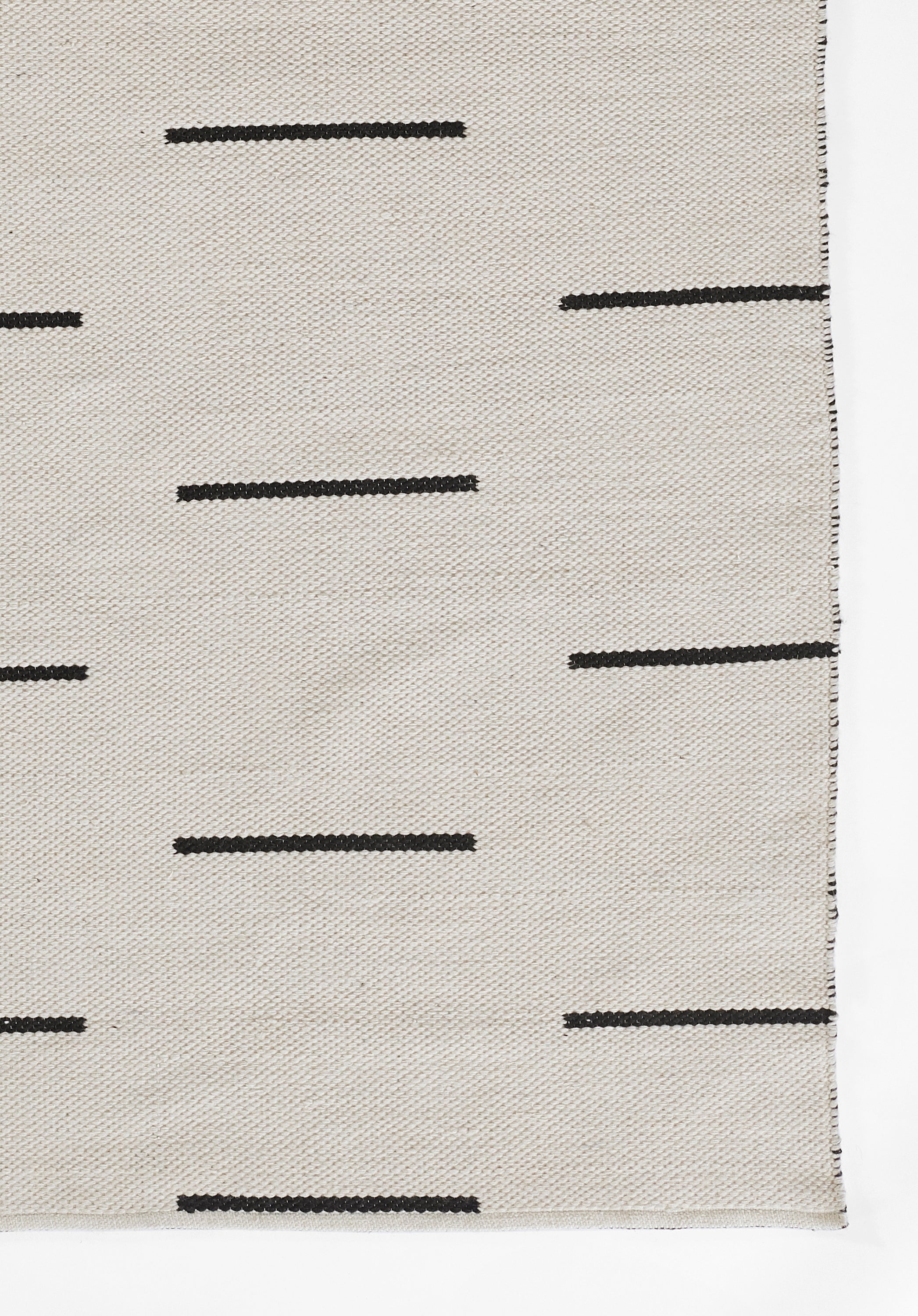 Novogratz Malmo MLO-1 Ivory Indoor/Outdoor Area Rug by Momeni