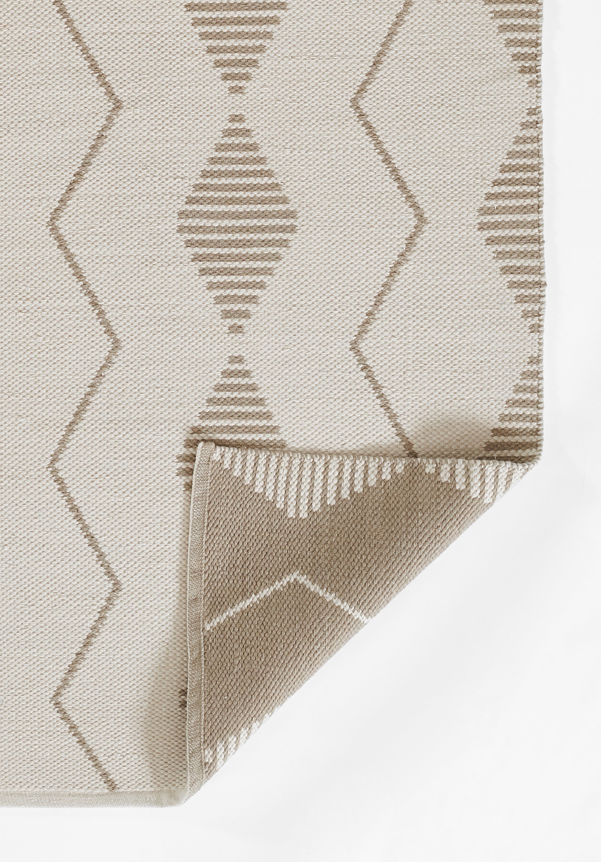 Novogratz Malmo MLO-3 Ivory Indoor/Outdoor Area Rug by Momeni