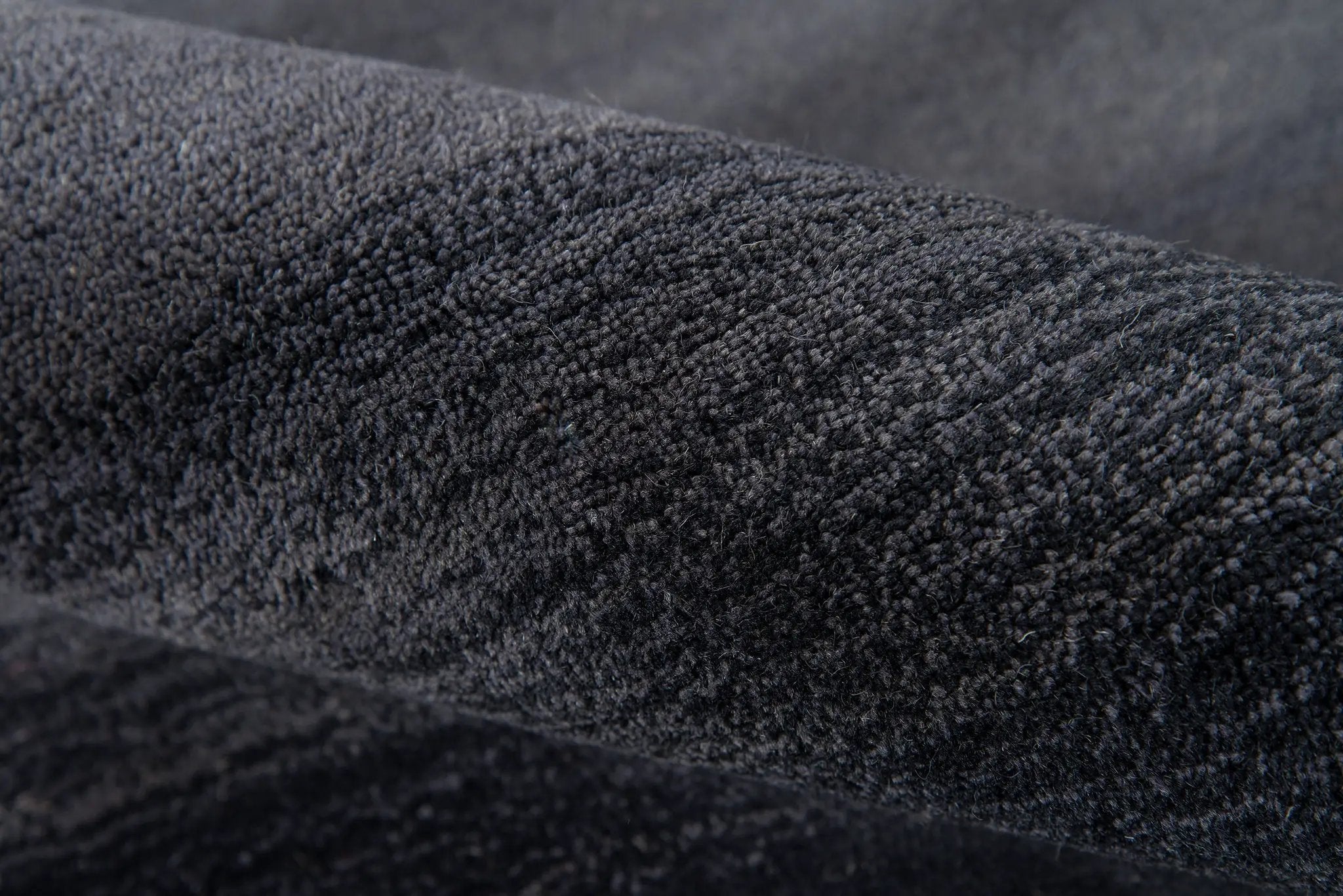 Metro MT-12 Midnight-Black Area Rug by Momeni