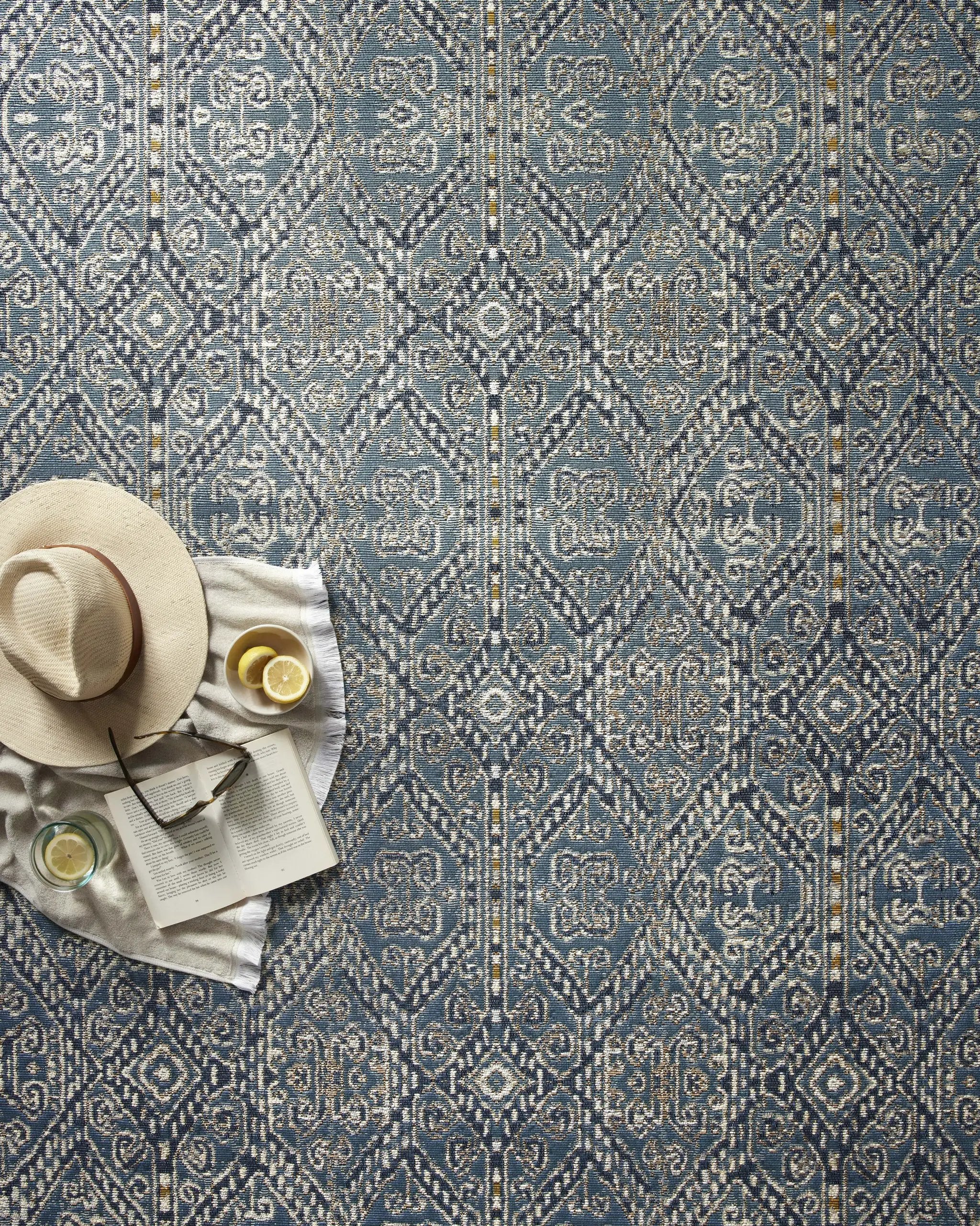 Mika MIK-05 Ocean Area Rug by Loloi