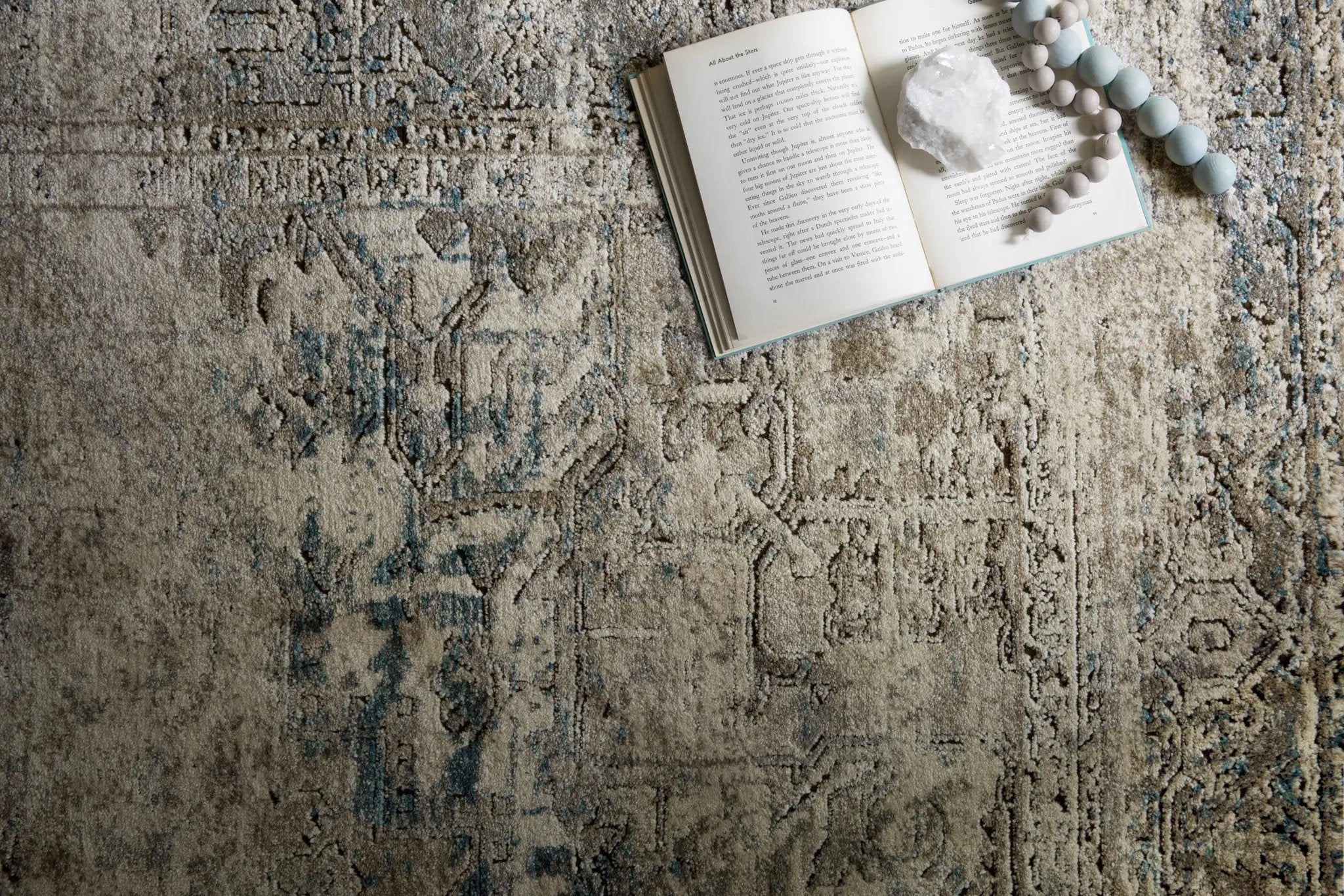 Millennium MV-04 Taupe / Ivory Area Rug by Loloi