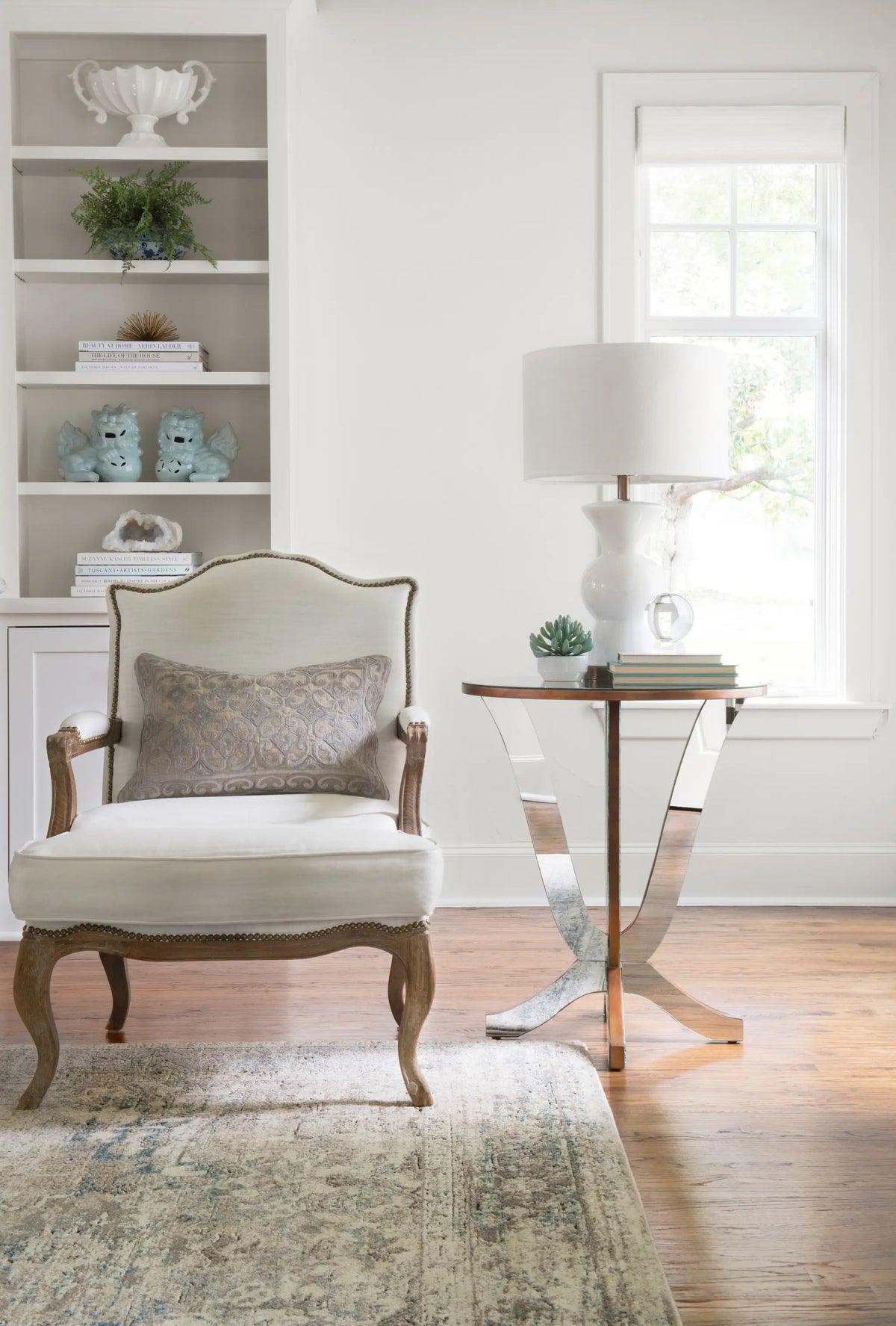 Millennium MV-04 Taupe / Ivory Area Rug by Loloi