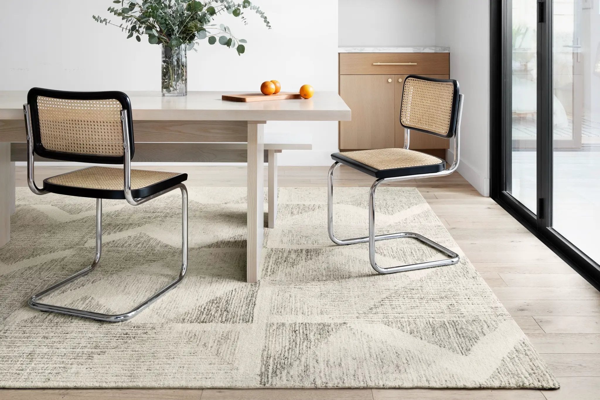 Milo MLO-06 Lt Grey / Granite Area Rug by Loloi