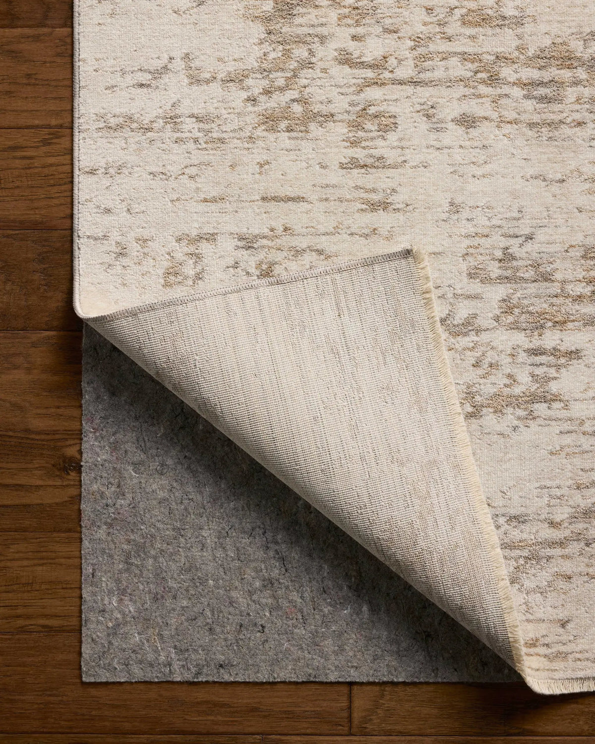 Nellie NEL-05 Dove / Natural Area Rug by Loloi