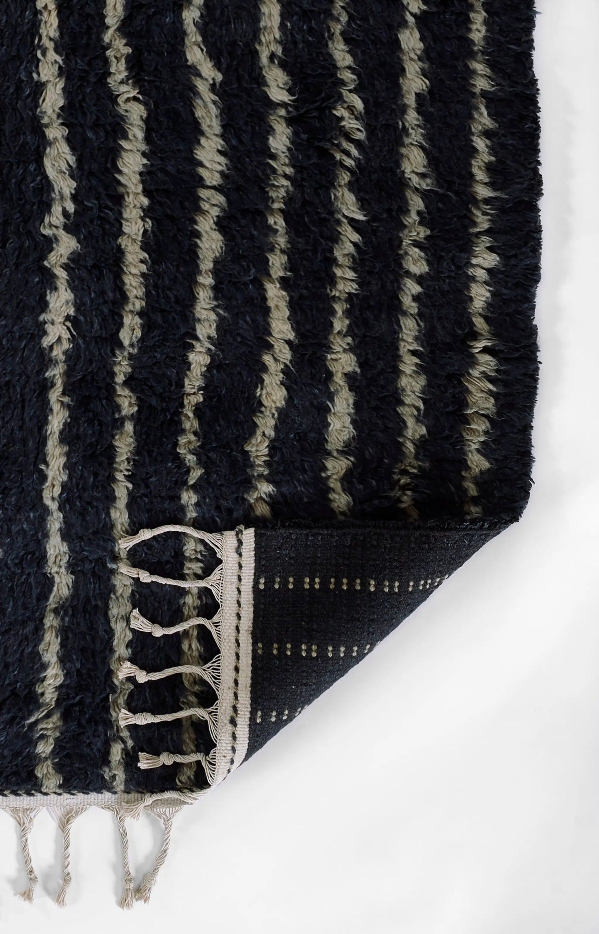 Neo Moroccan NEM-4 Navy Area Rug by Momeni