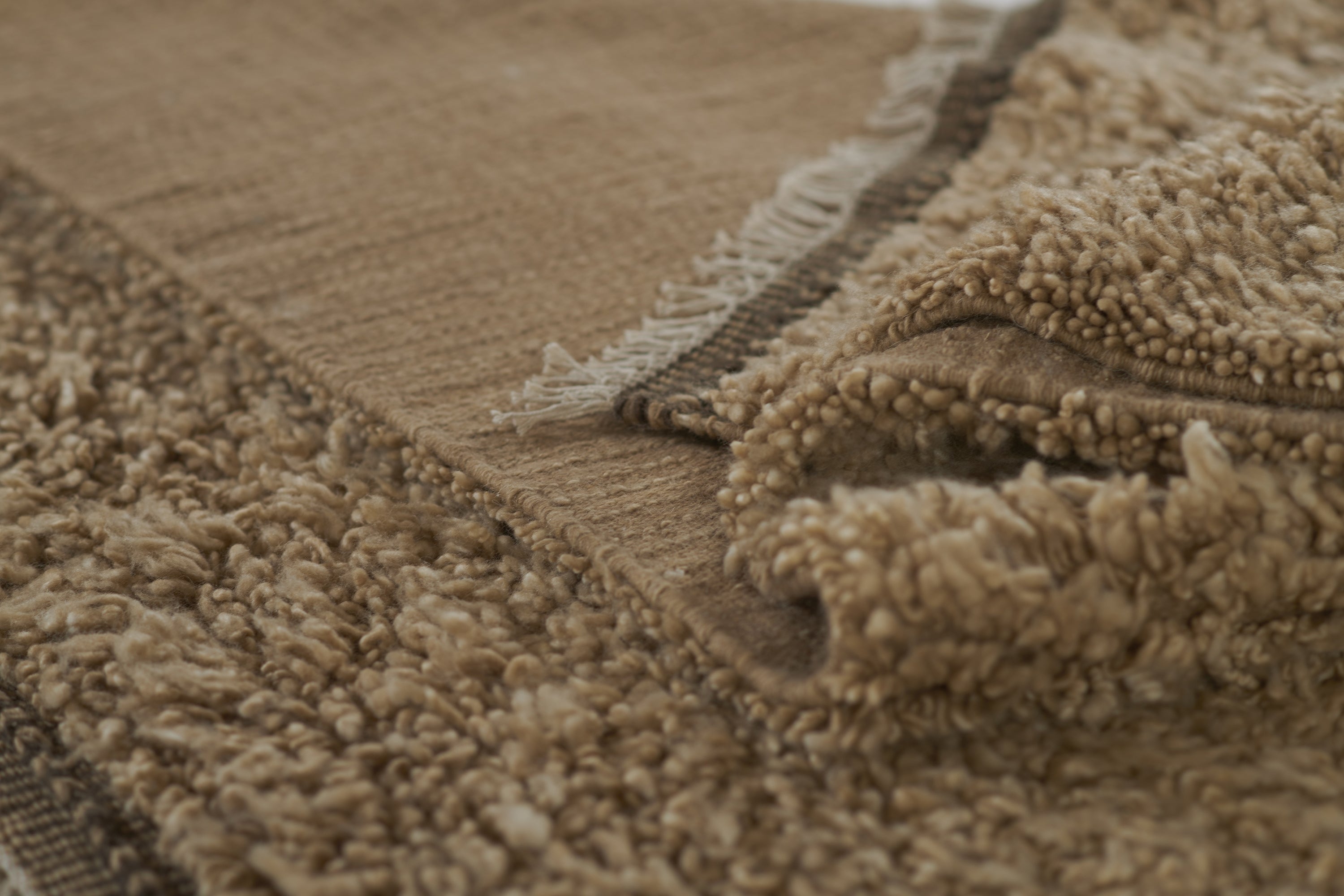 Momeni Neo Moroccan NEM-5 Natural Hand Woven Area Rug