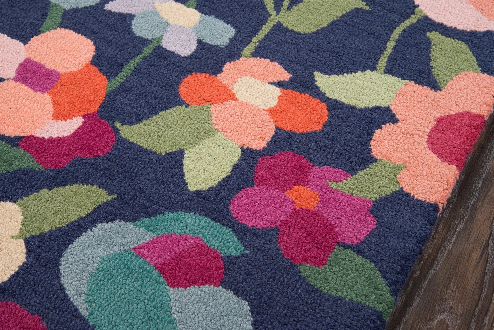 Newport NP-14 Navy Area Rug by Momeni