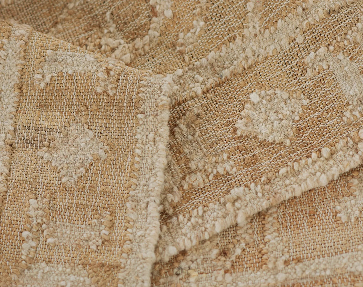 Nirvana NIR-4 Ivory Area Rug by Momeni