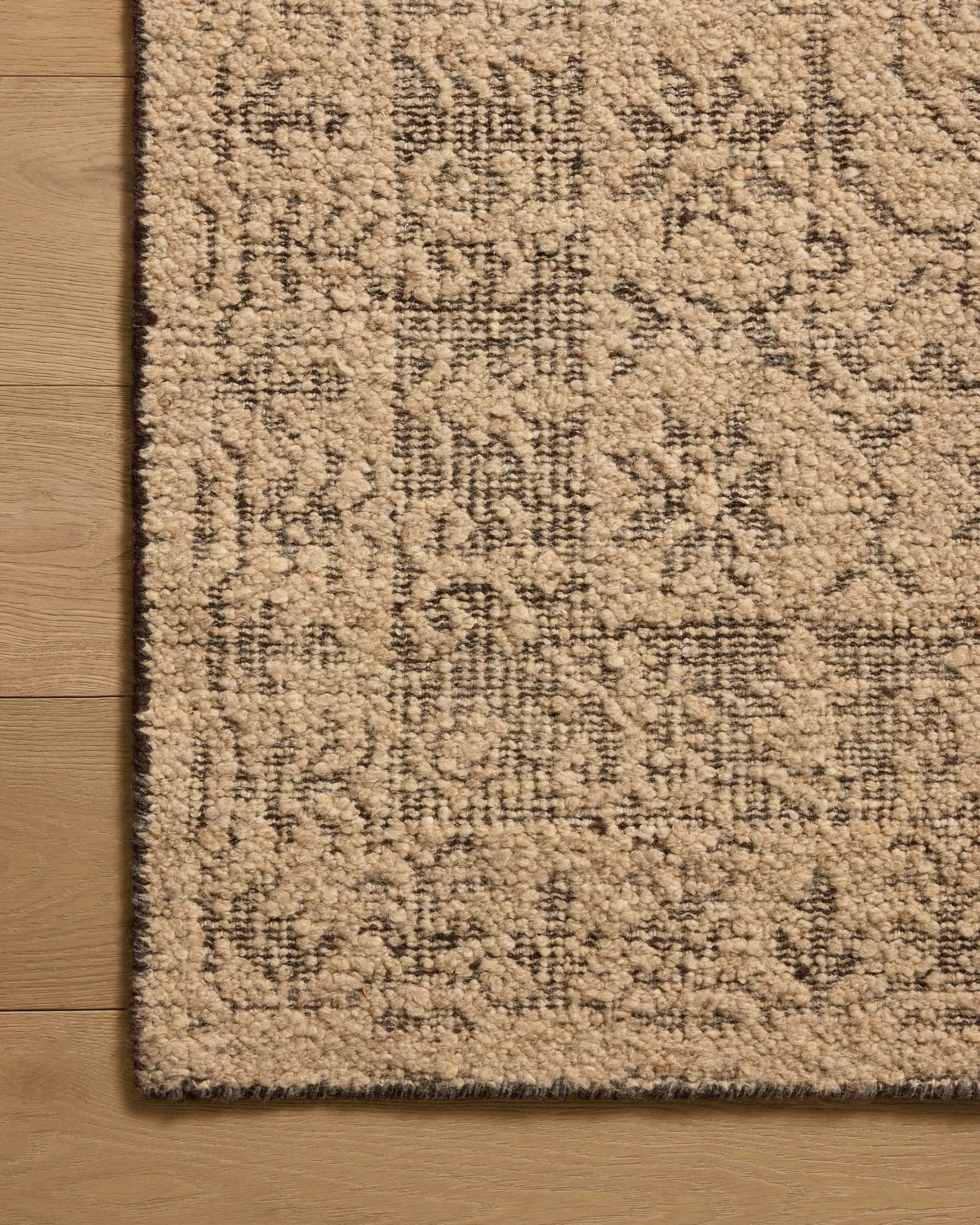 Novi NVI-01 Tan / Onyx Area Rug by Loloi
