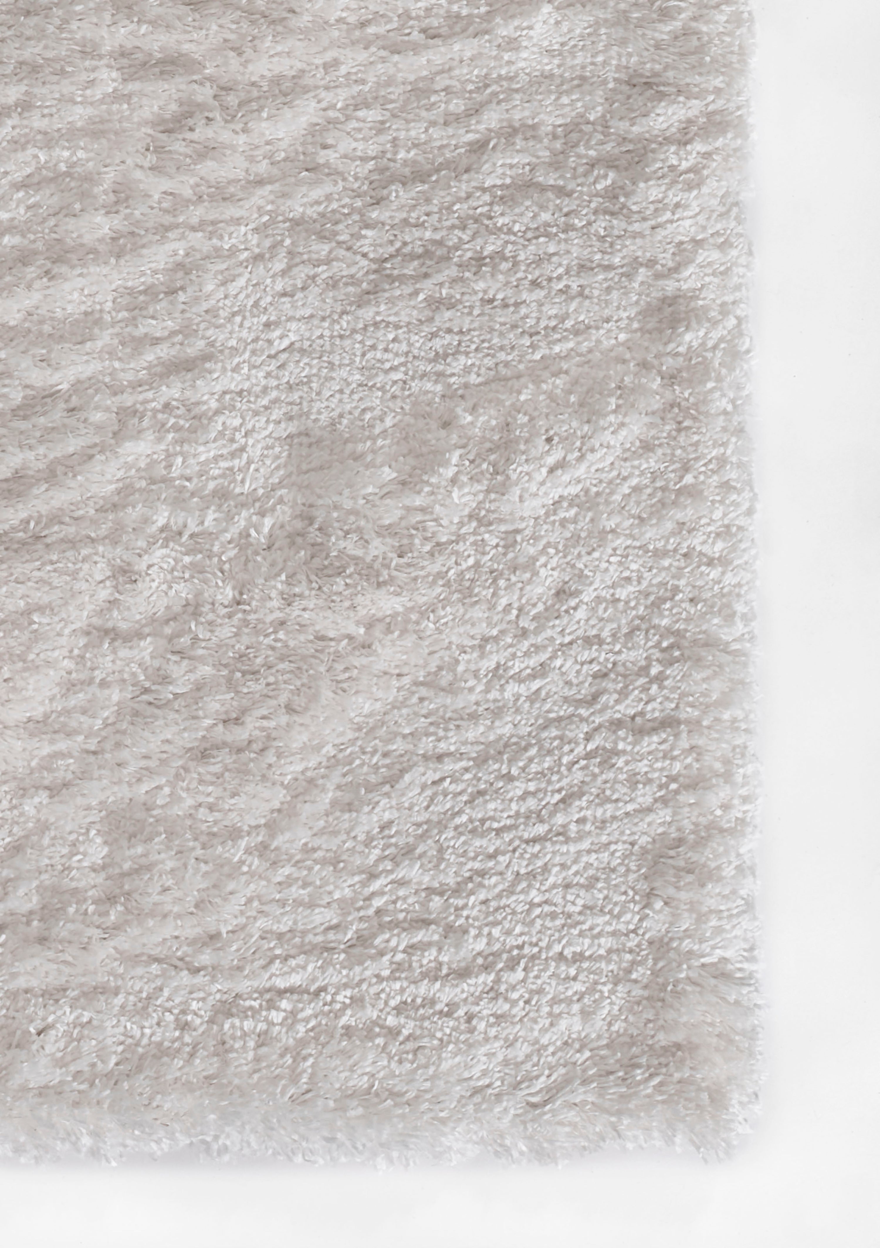 Novogratz Nola Shag NS-01 Snow Area Rug by Momeni