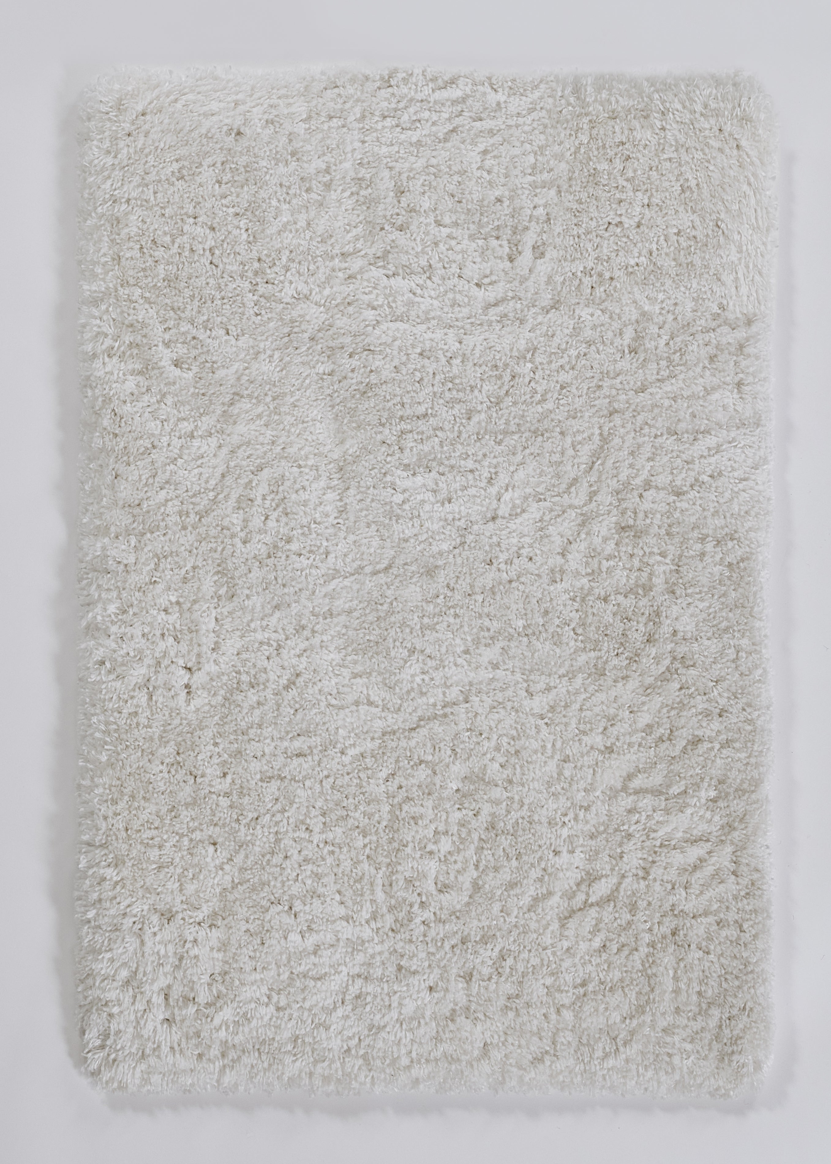 Novogratz Nola Shag NS-01 Snow Area Rug by Momeni