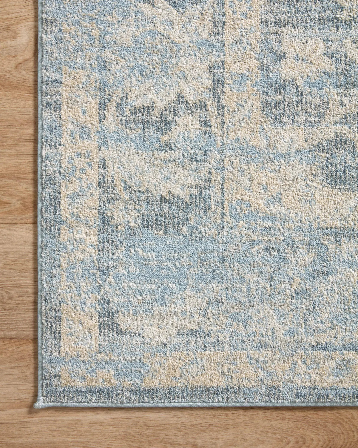 Odette ODT-03 Sky / Beige Area Rug by Loloi