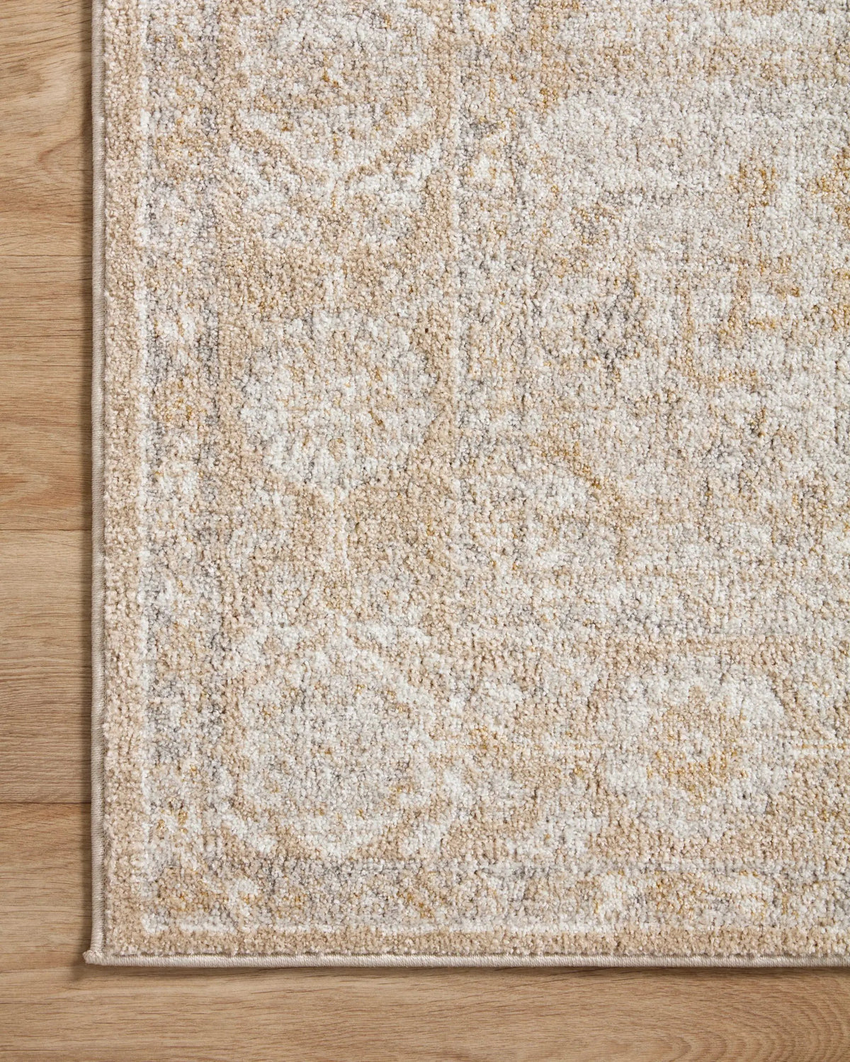 Odette ODT-05 Beige / Silver Area Rug by Loloi