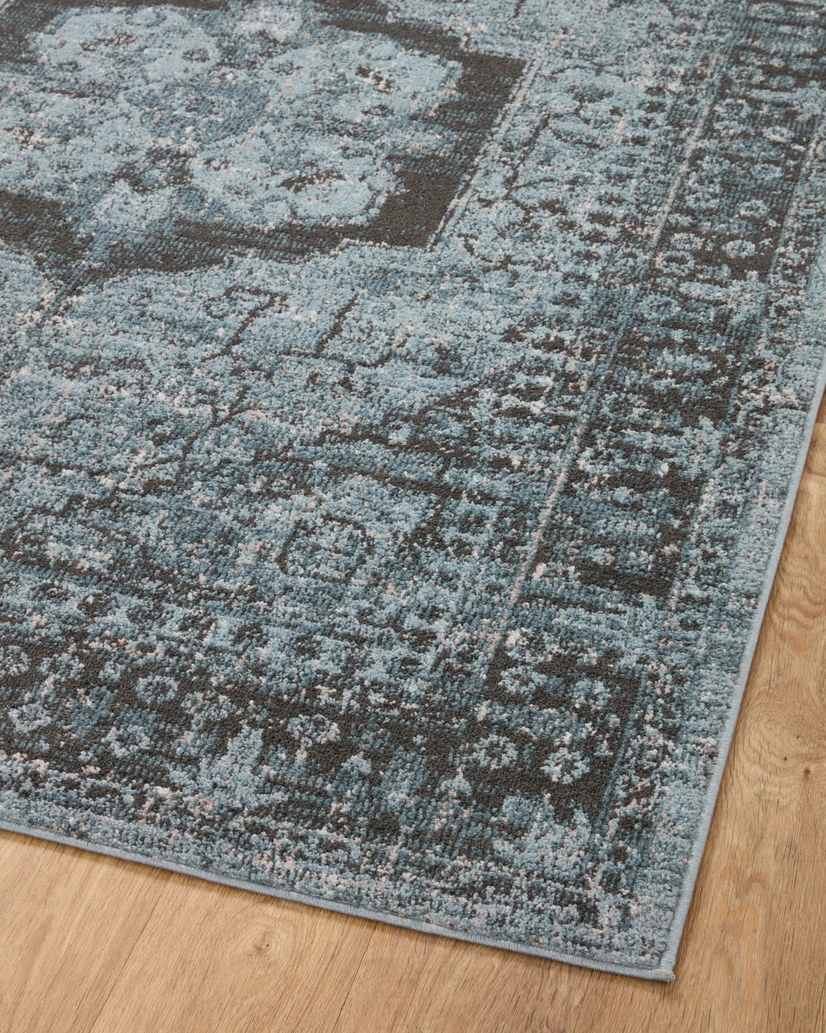 Odette ODT-08 Sky / Charcoal Area Rug by Loloi