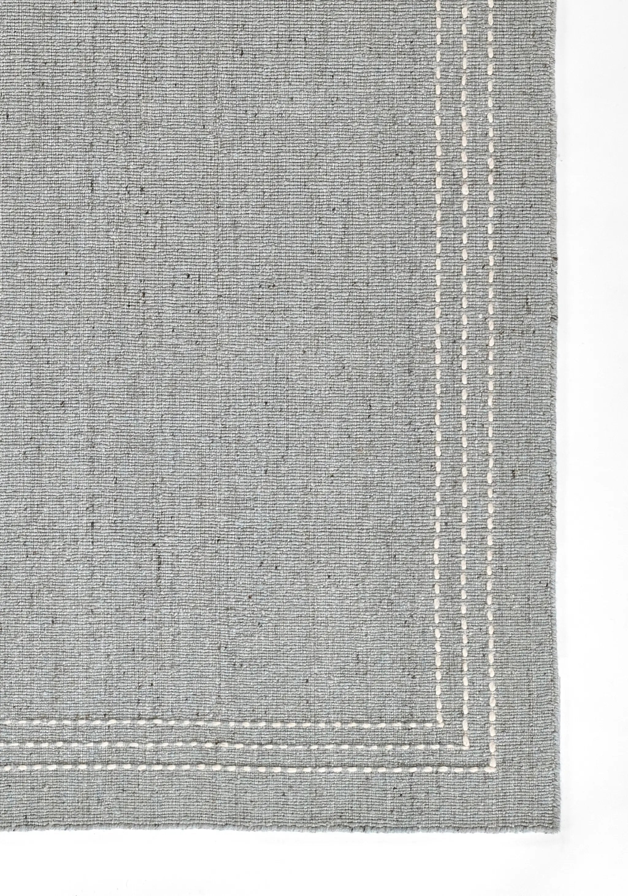 Oliver OLI-3 Light-Blue Area Rug by Momeni