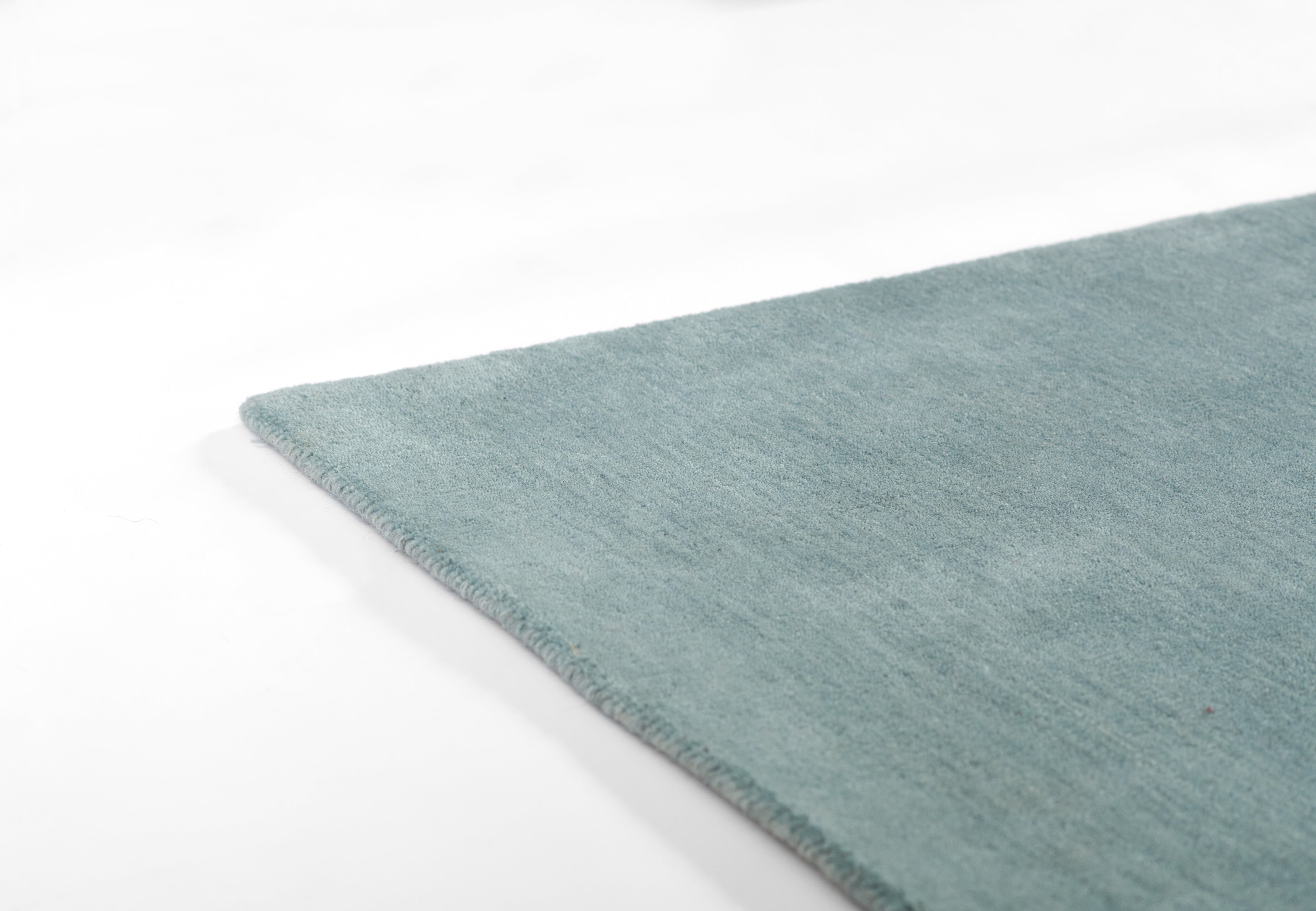 Momeni Ombre OMB-1 Blue Area Rug