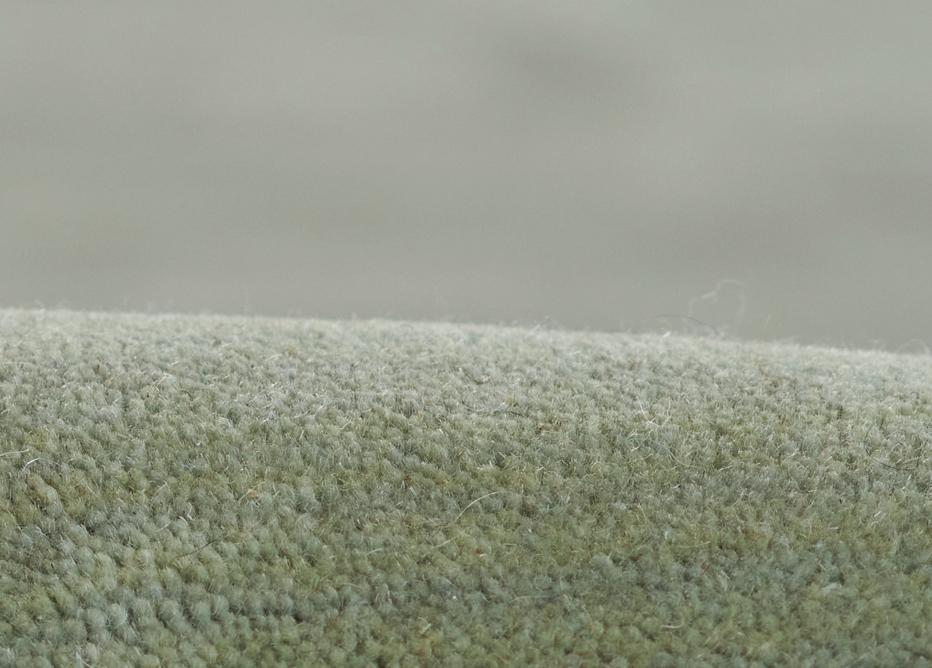 Momeni Ombre OMB-1 Green Area Rug