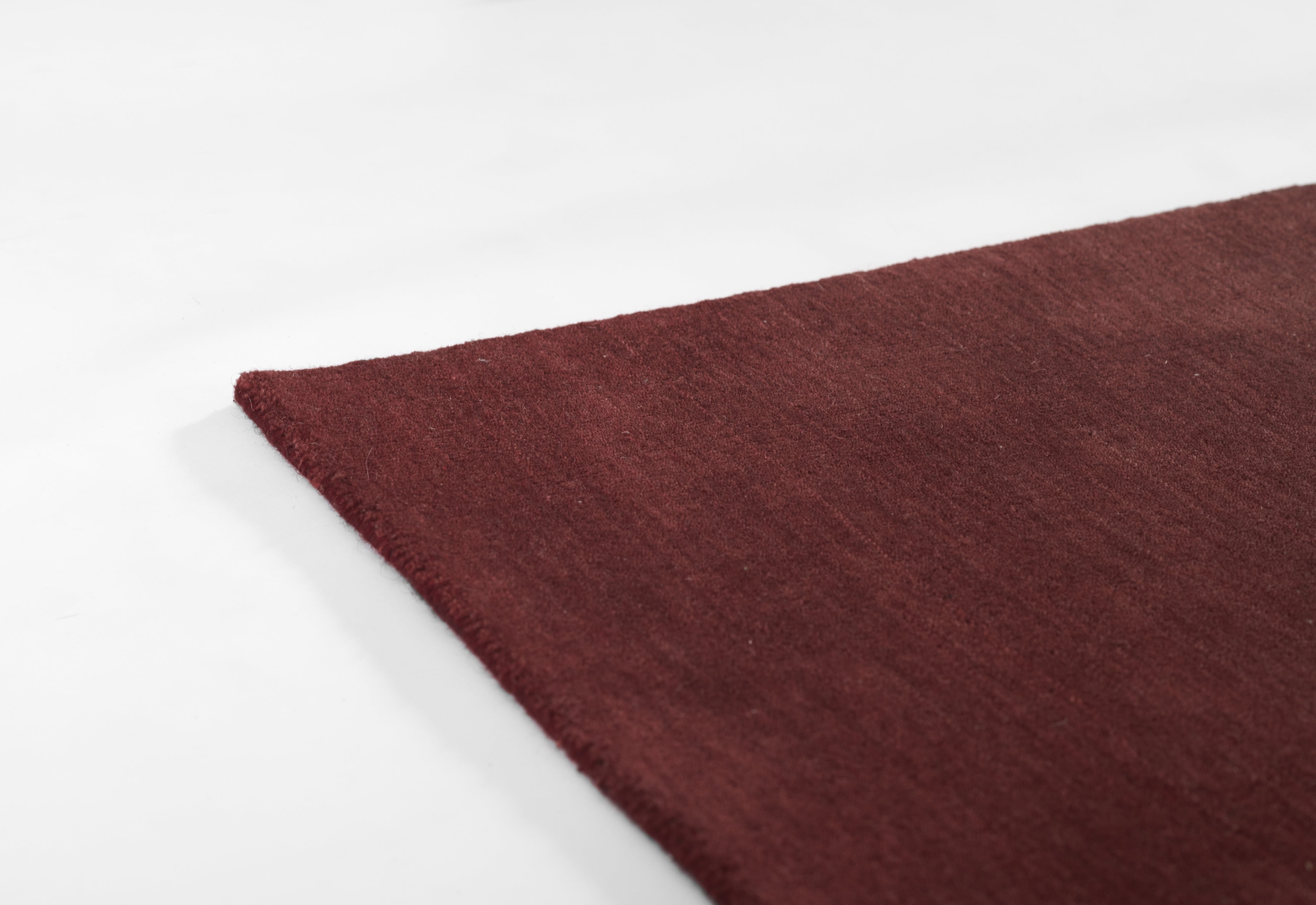 Momeni Ombre OMB-1 Wine Area Rug