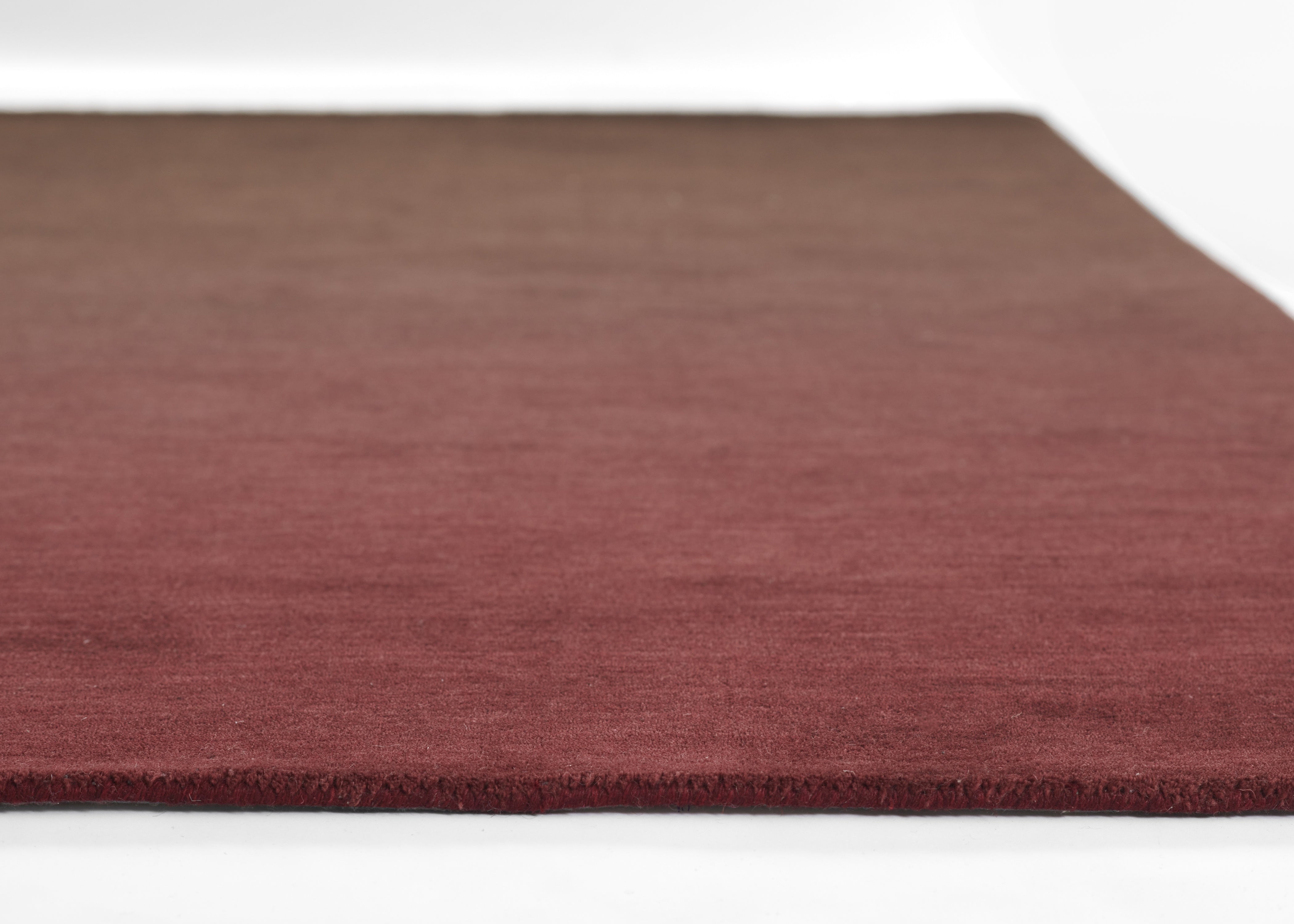 Momeni Ombre OMB-1 Wine Area Rug