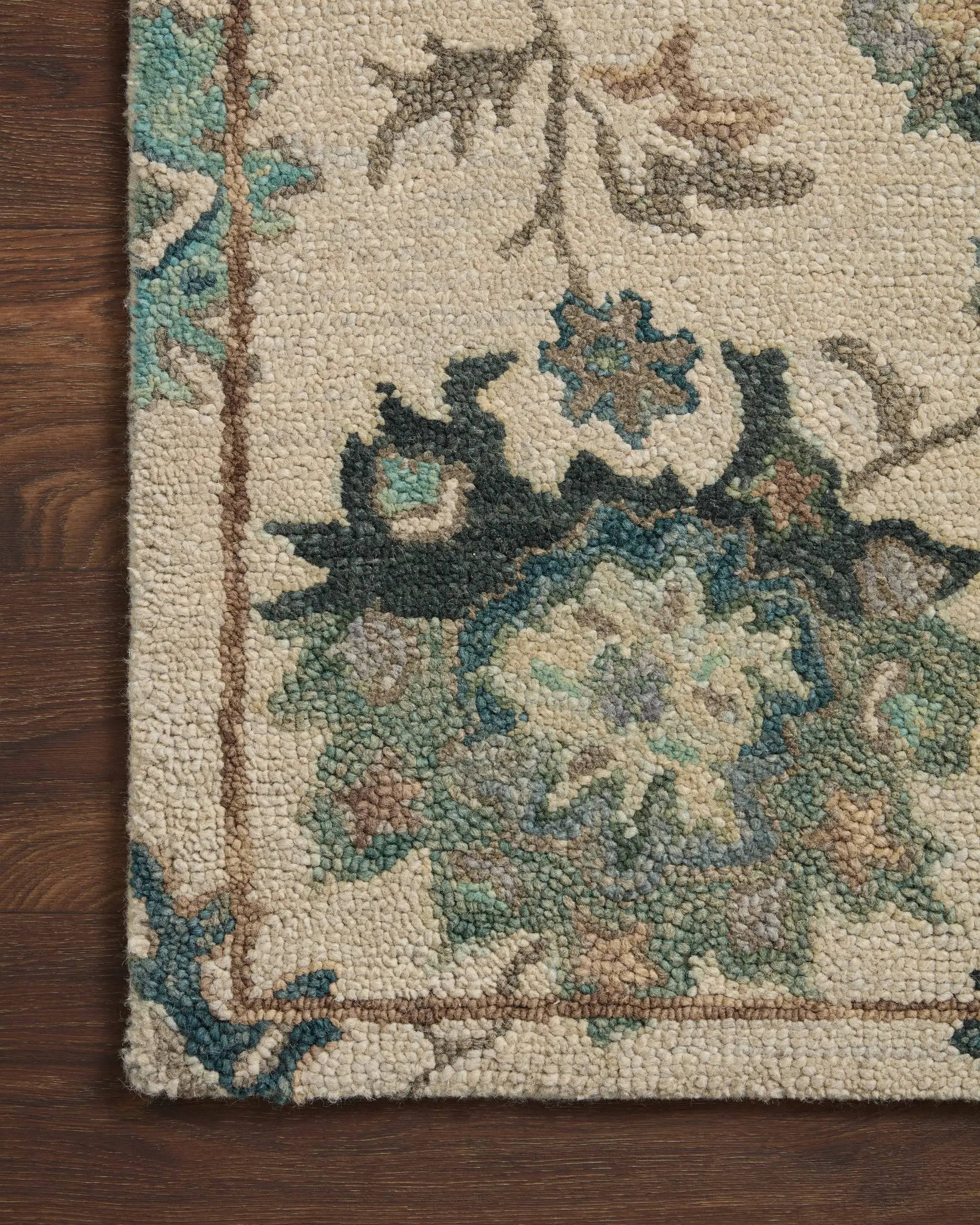 Padma PMA-03 Ivory / Blue Area Rug by Loloi