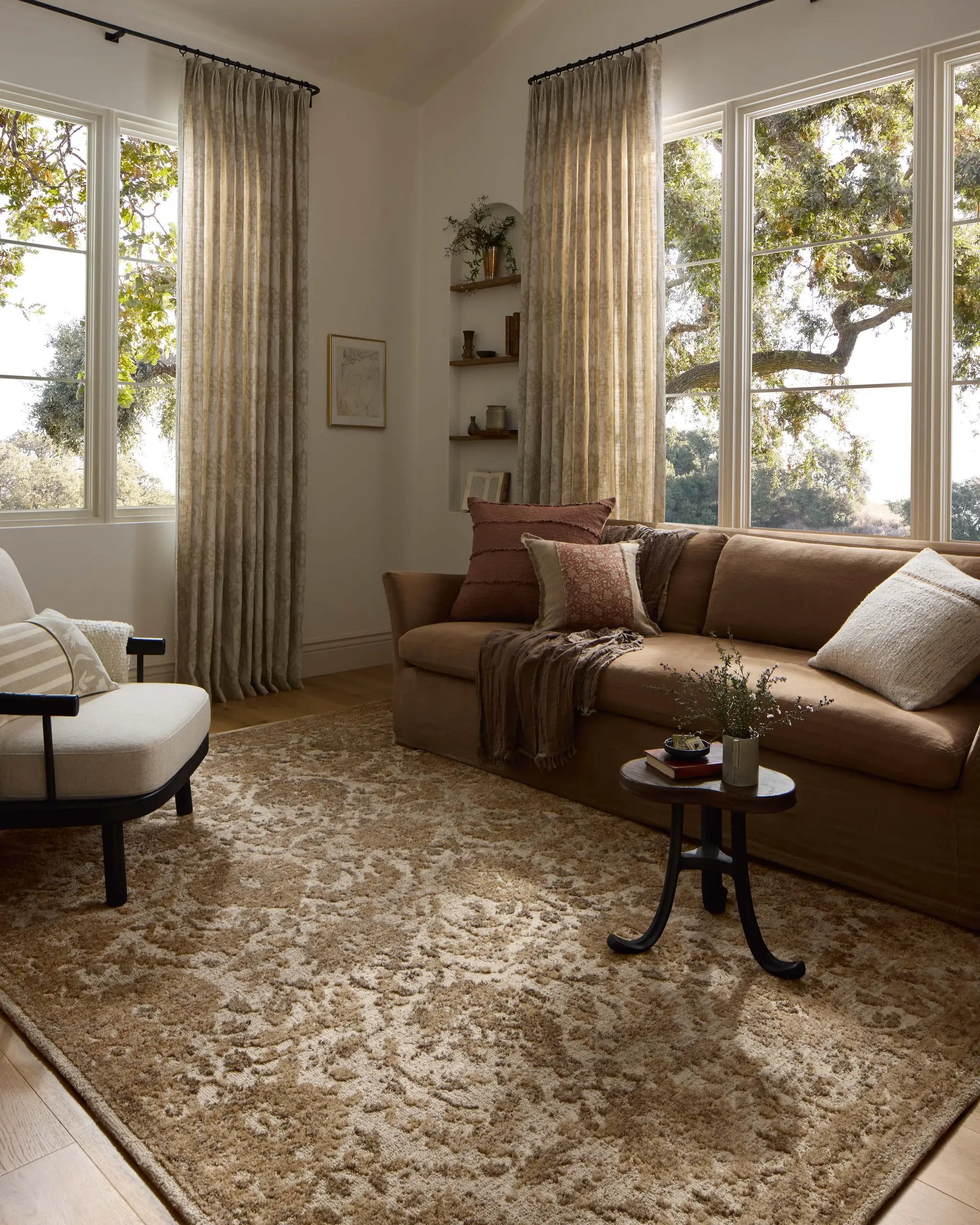 Percival PCV-01 Ivory / Natural Area Rug by Loloi
