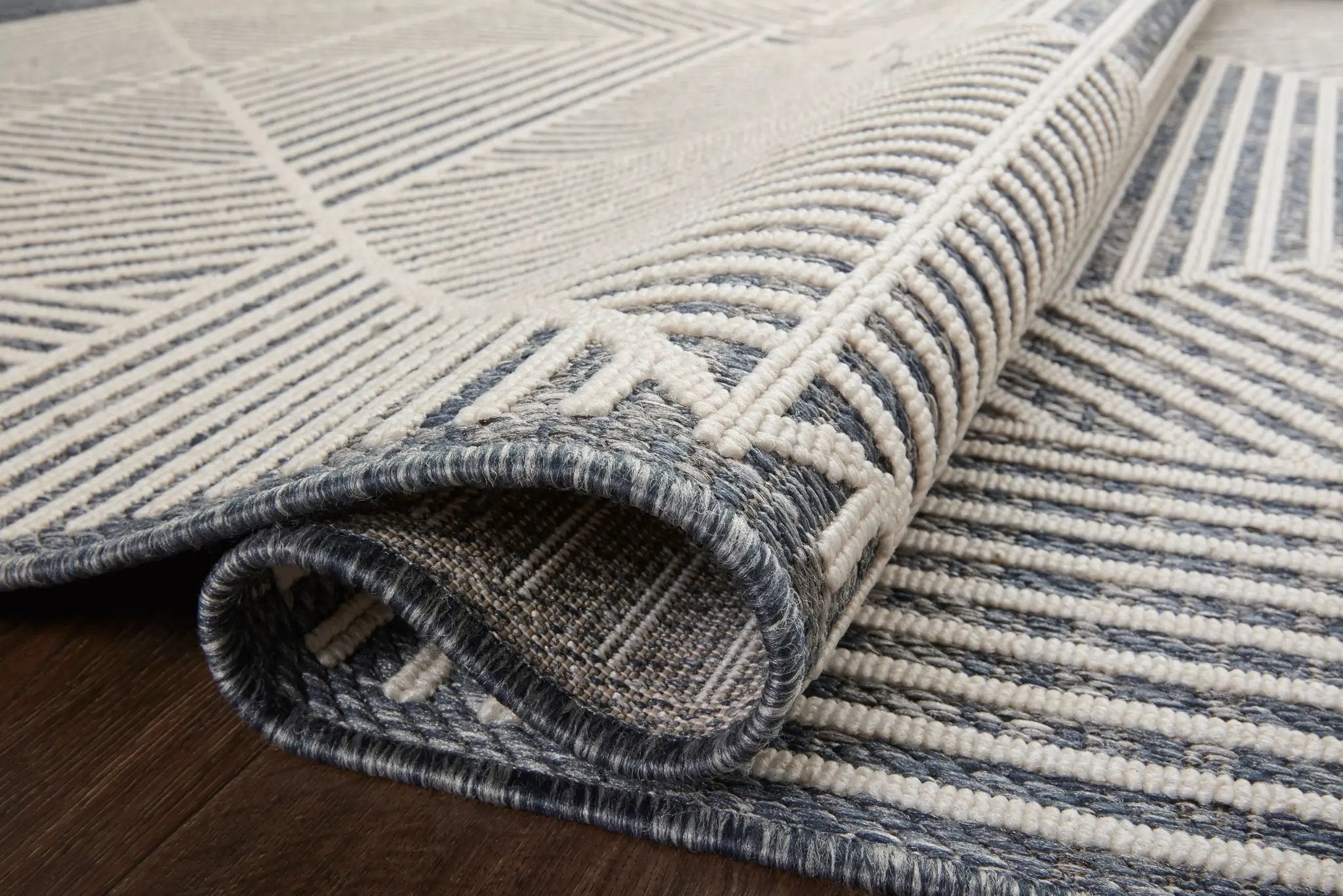 Rainier RAI-03 Denim / Ivory Area Rug by Loloi