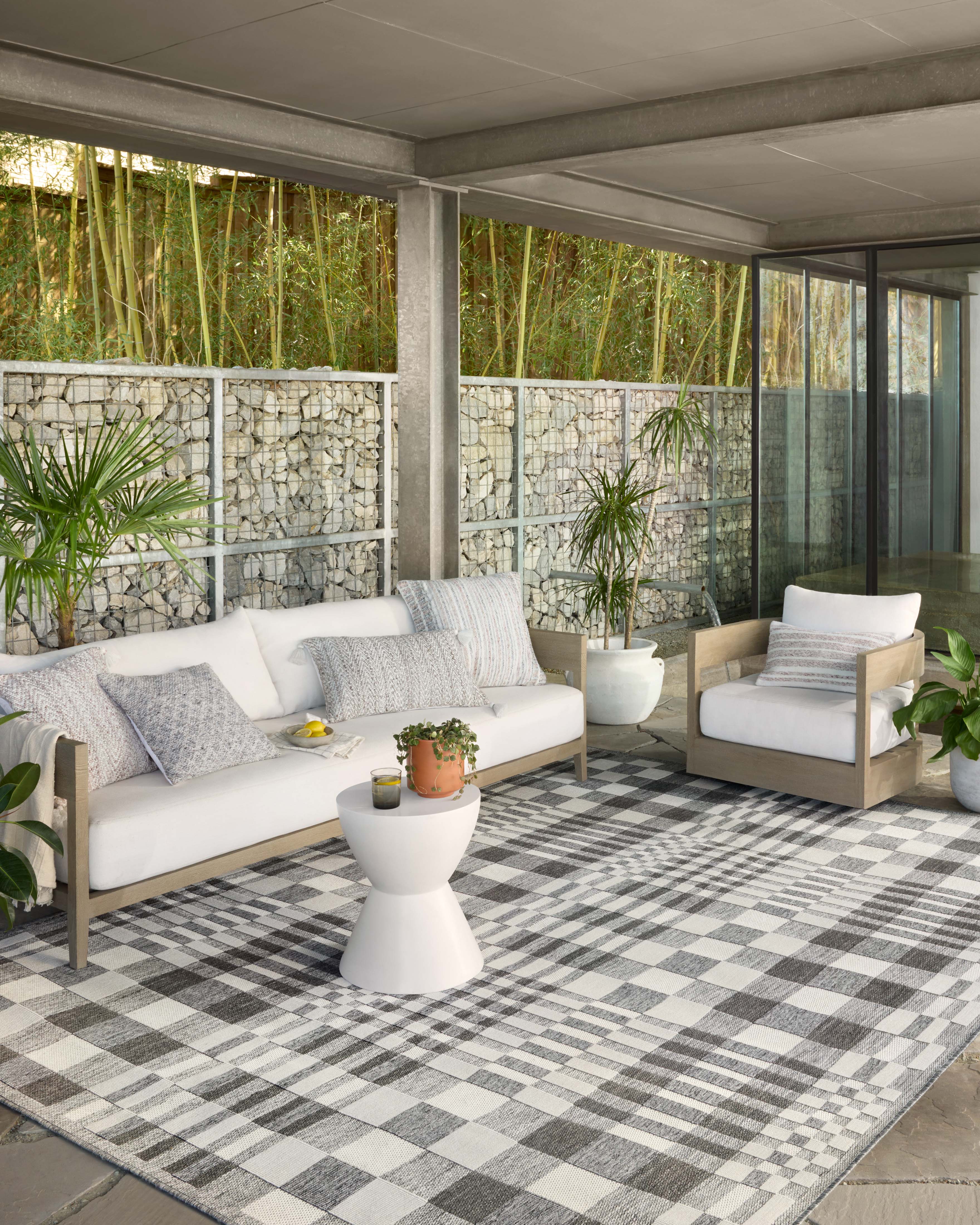 Rainier RAI-05 Denim and ivory contemporary area rug, robust polypropylene, suitable for indoor and outdoor environments