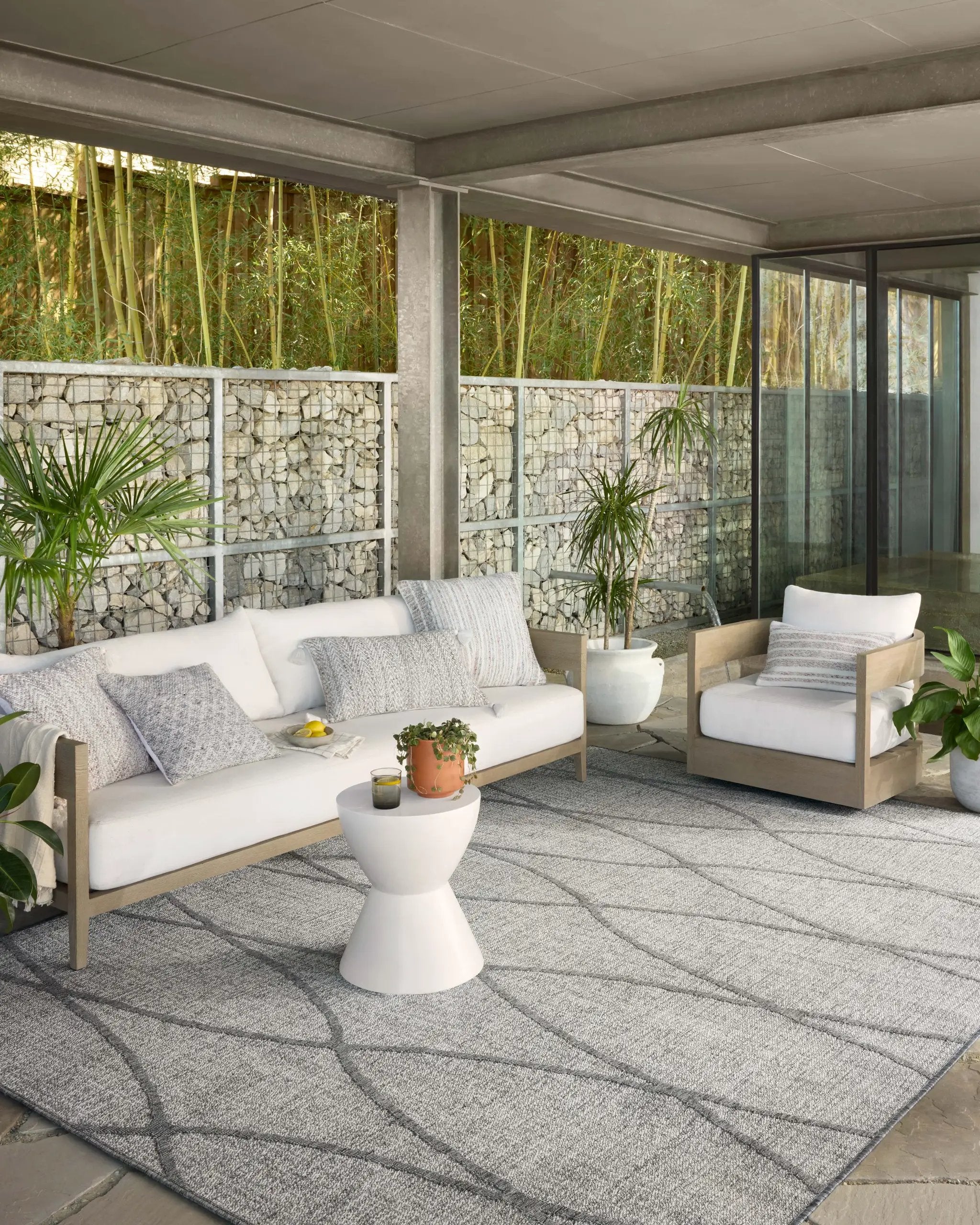 Rainier RAI-07 Dove / Grey Area Rug by Loloi