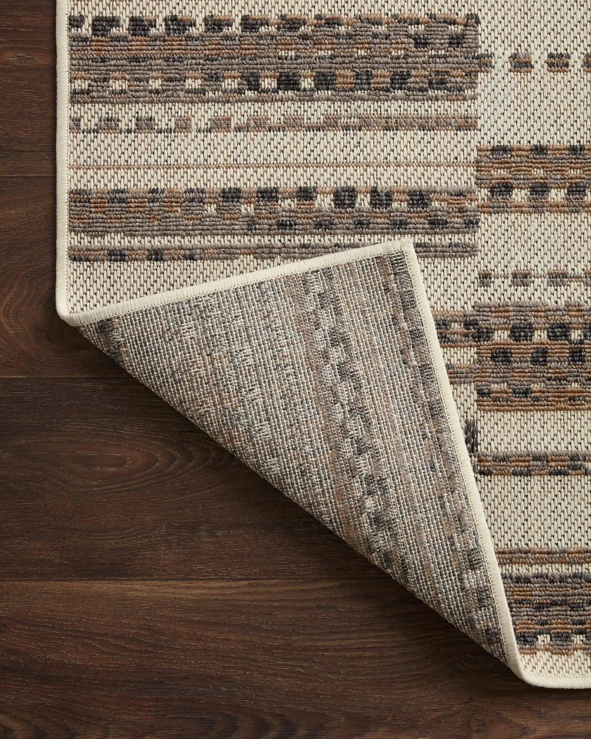 Rainier RAI-08 Ivory / Taupe Area Rug by Loloi
