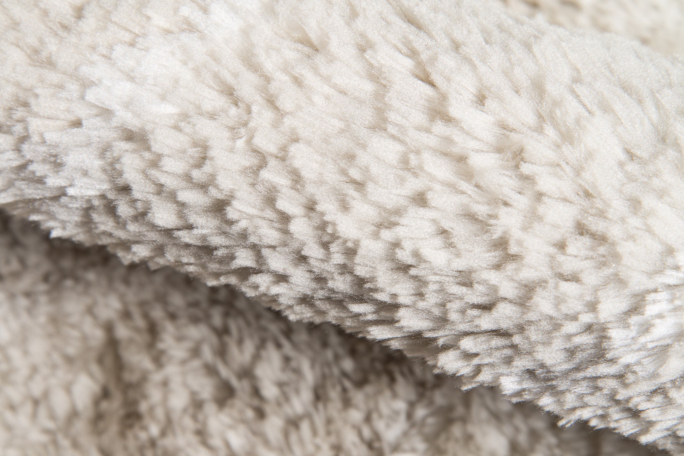 Novogratz Retro RET-4 Taupe Area Rug by Momeni