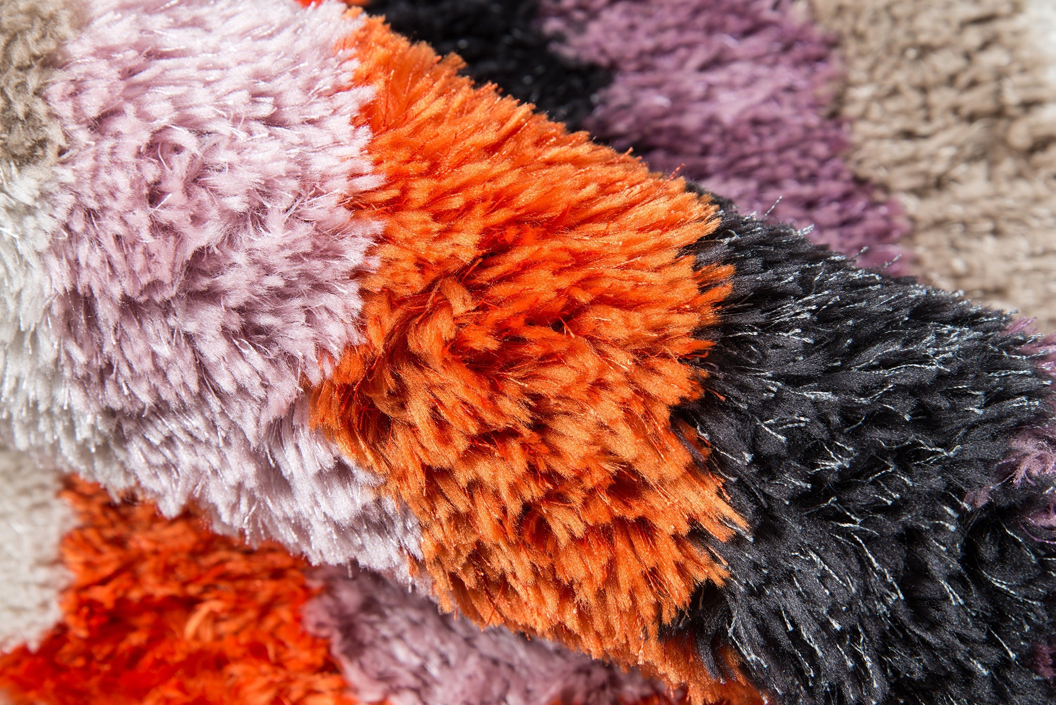 Novogratz Retro RET-5 Lavender Area Rug by Momeni