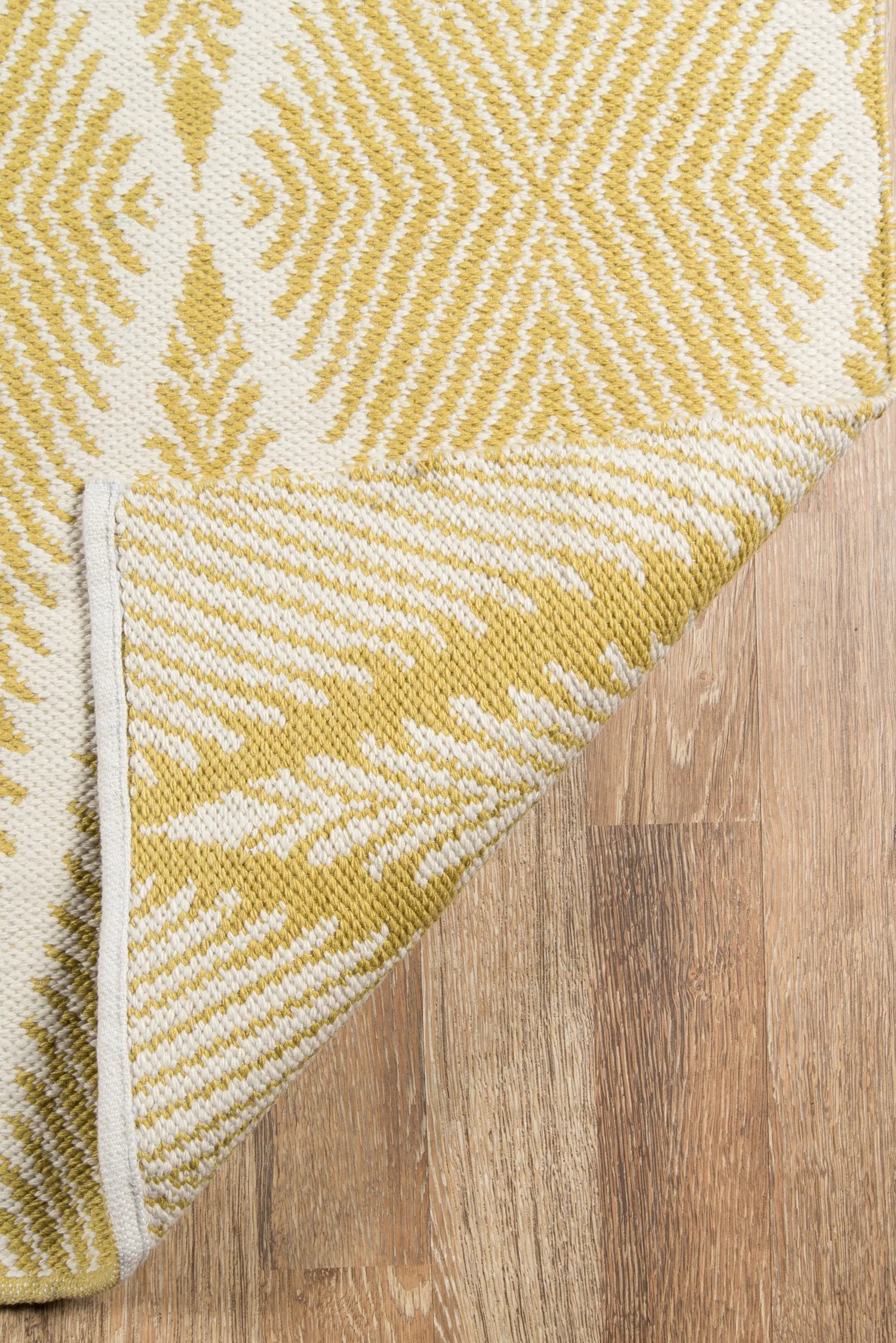 River RIV-1 (Beacon) Citron Area Rug by Erin Gates by Momeni