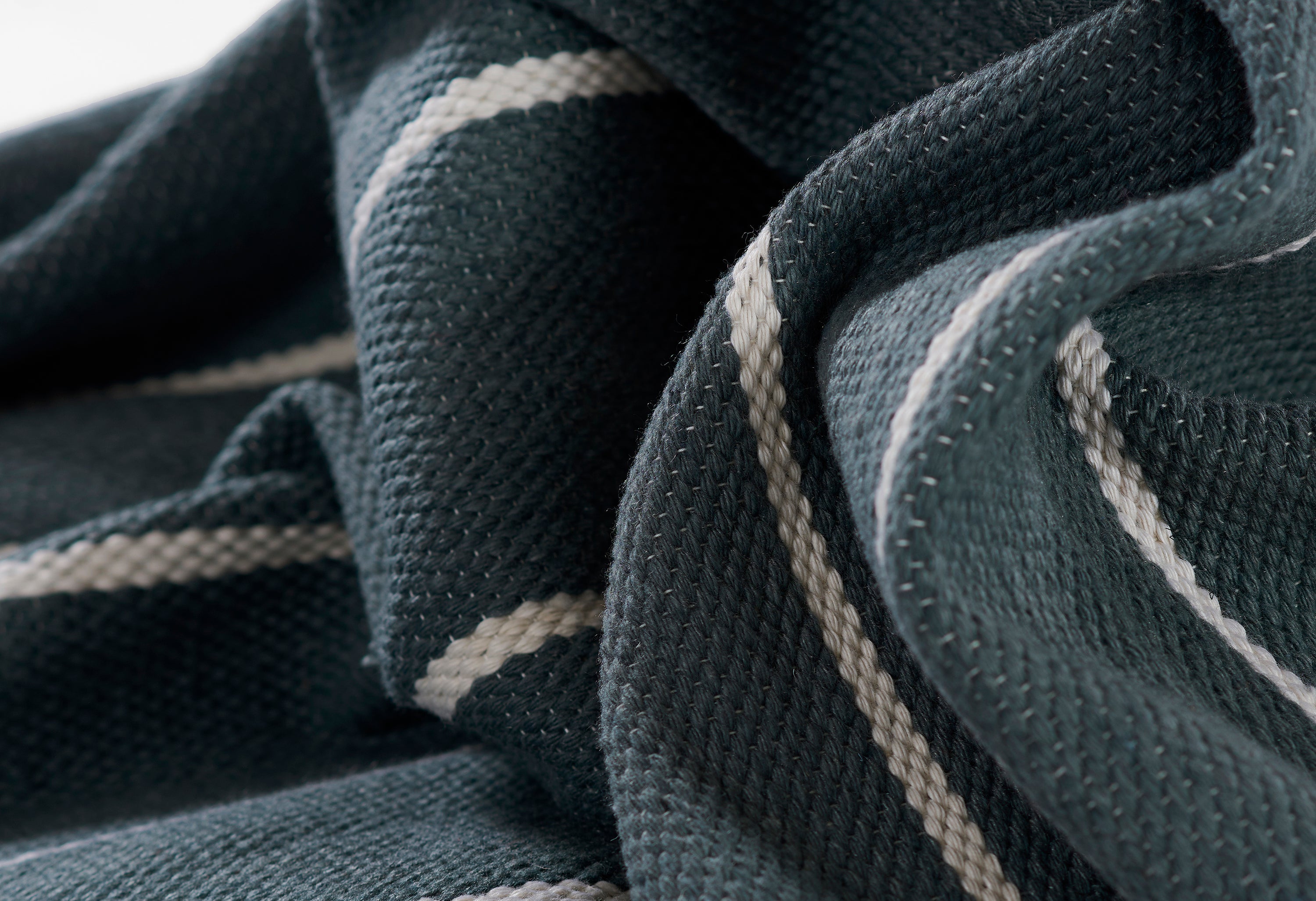 Erin Gates River RIV-2 Slate Area Rug by Momeni