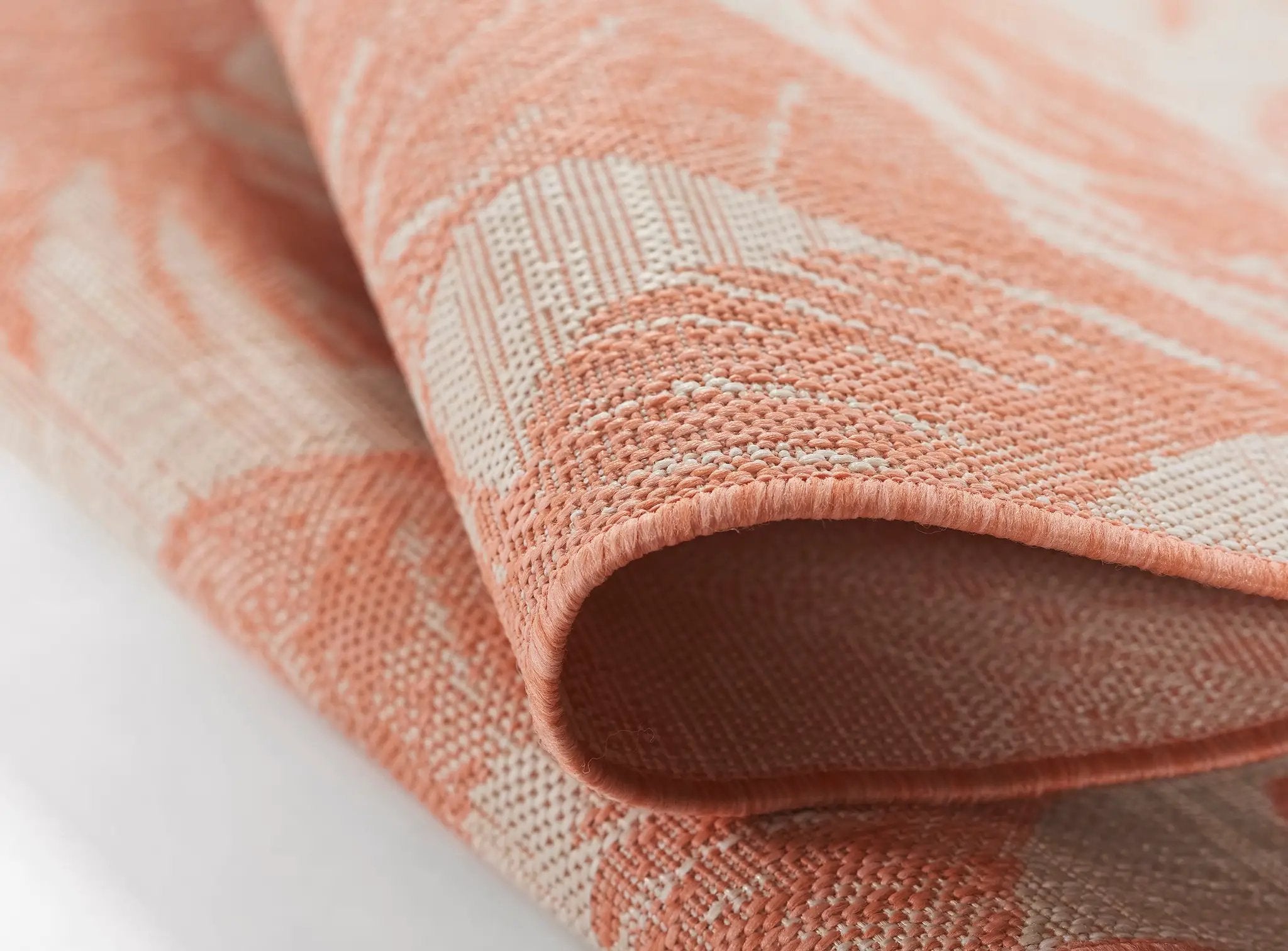 Riviera RV-01 Coral Area Rug by Momeni