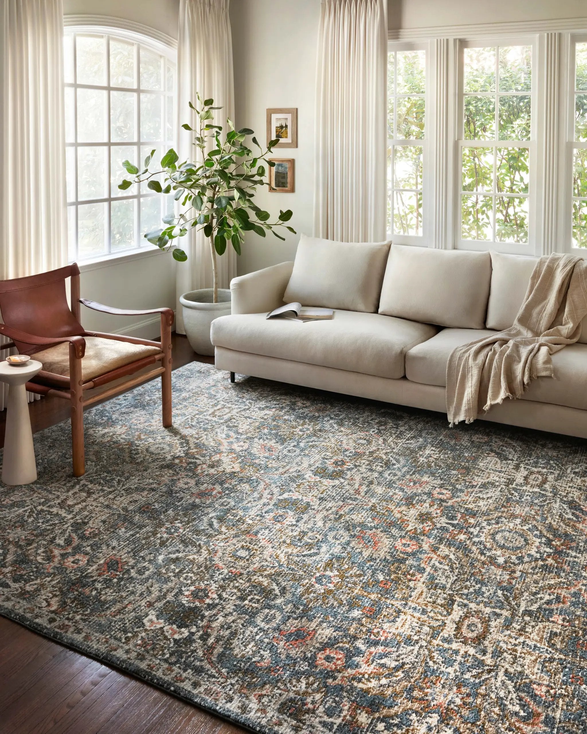 Saban SAB-04 Blue / Sand Area Rug by Loloi