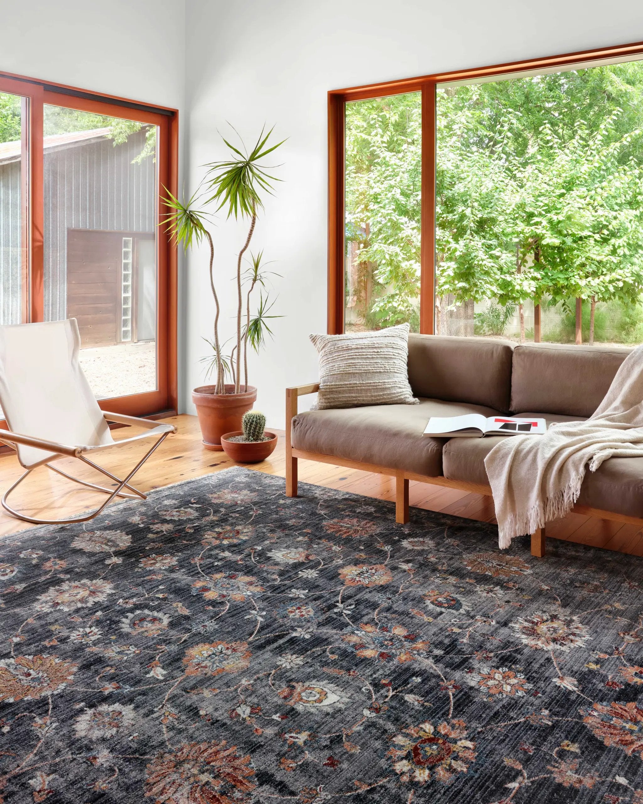 Samra SAM-08 Charcoal / Multi Area Rug by Loloi
