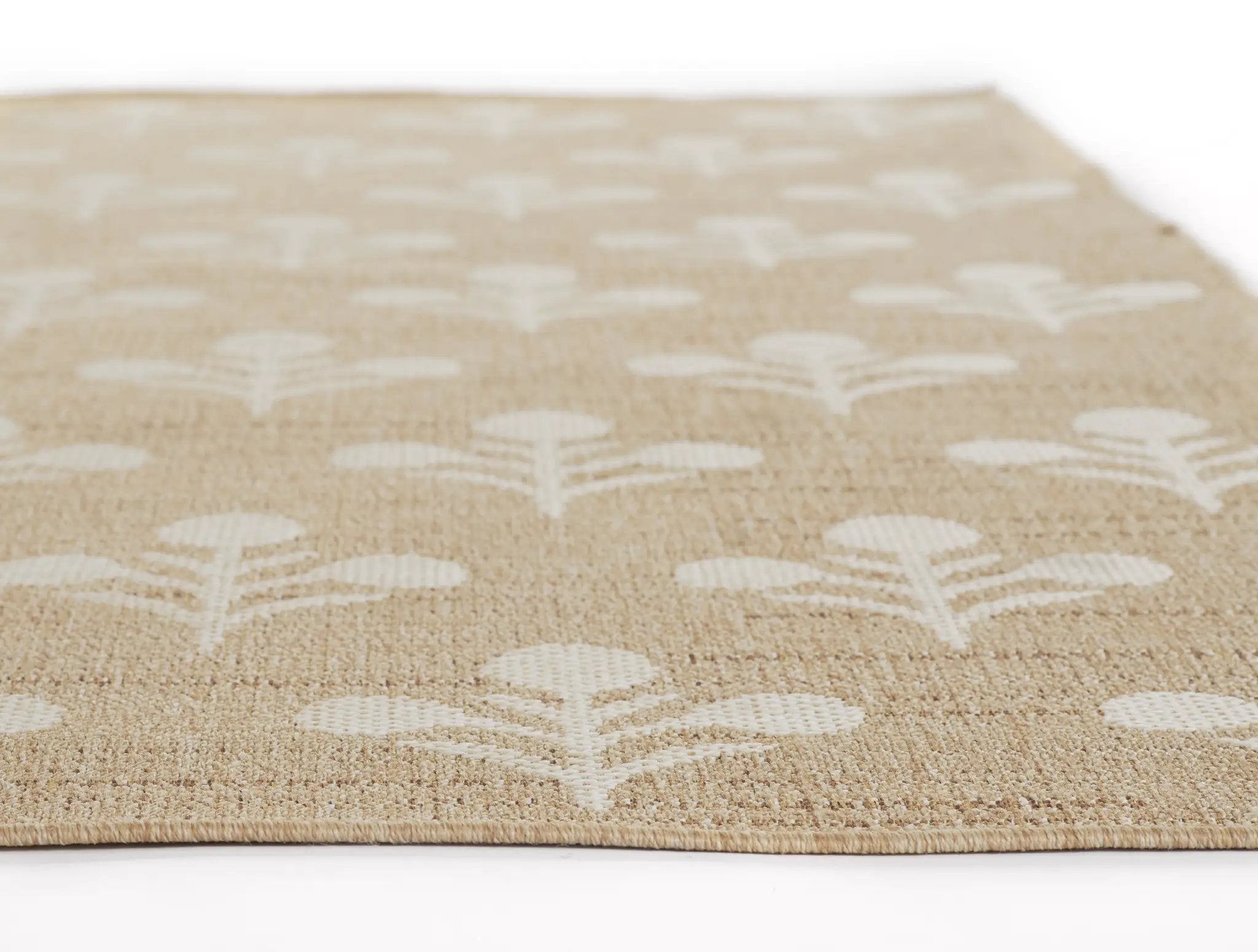 Saybrook SAY-2 (Bloom) Beige Area Rug by Erin Gates by Momeni