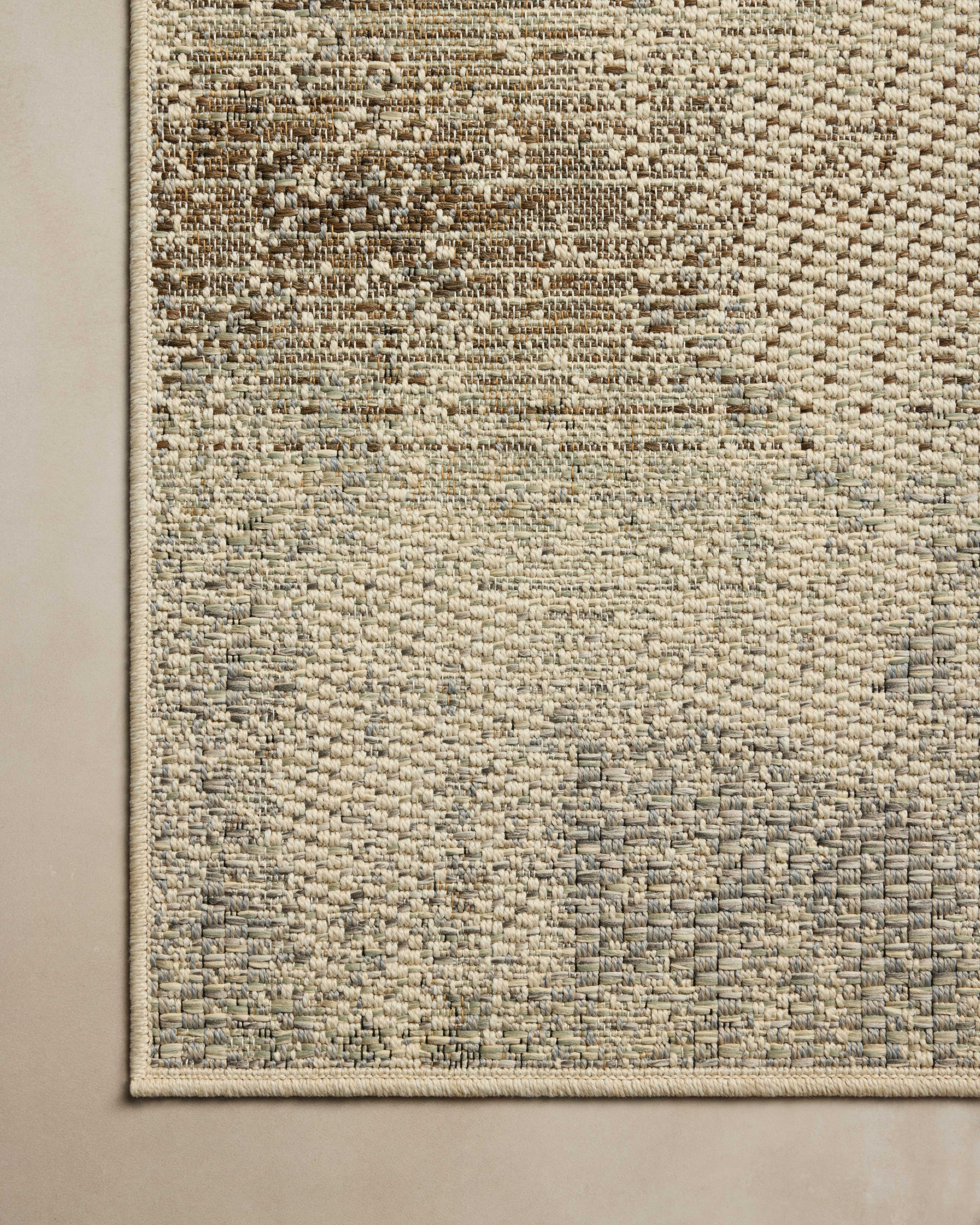 Expertly crafted as a power-loomed polypropylene area rug, the Saylor SAY-08 Smoke / Ivory Area Rug captures smoky and refined ivory tones beautifully