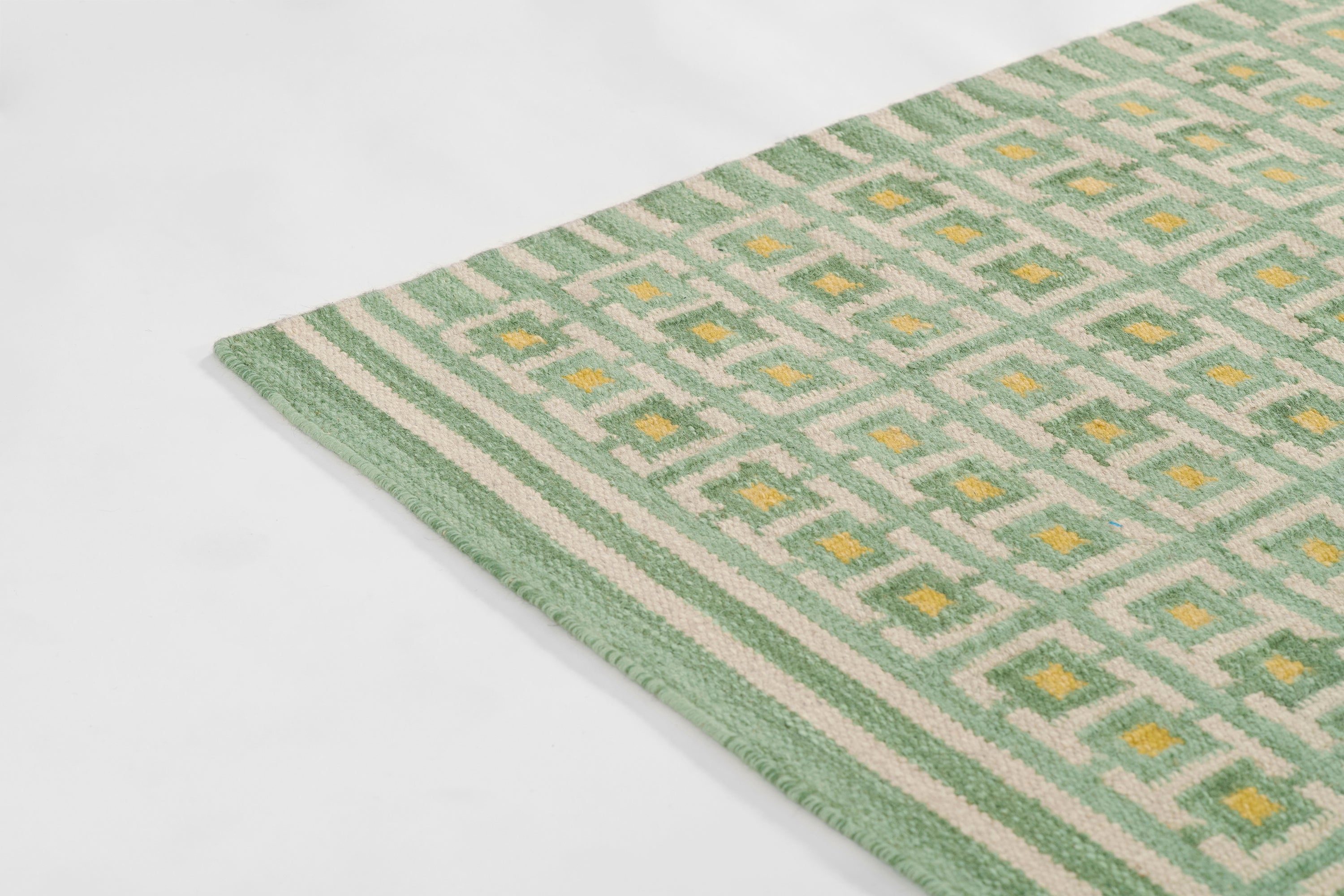 Momeni Scandi SCN-2 Green Hand Woven Area Rug
