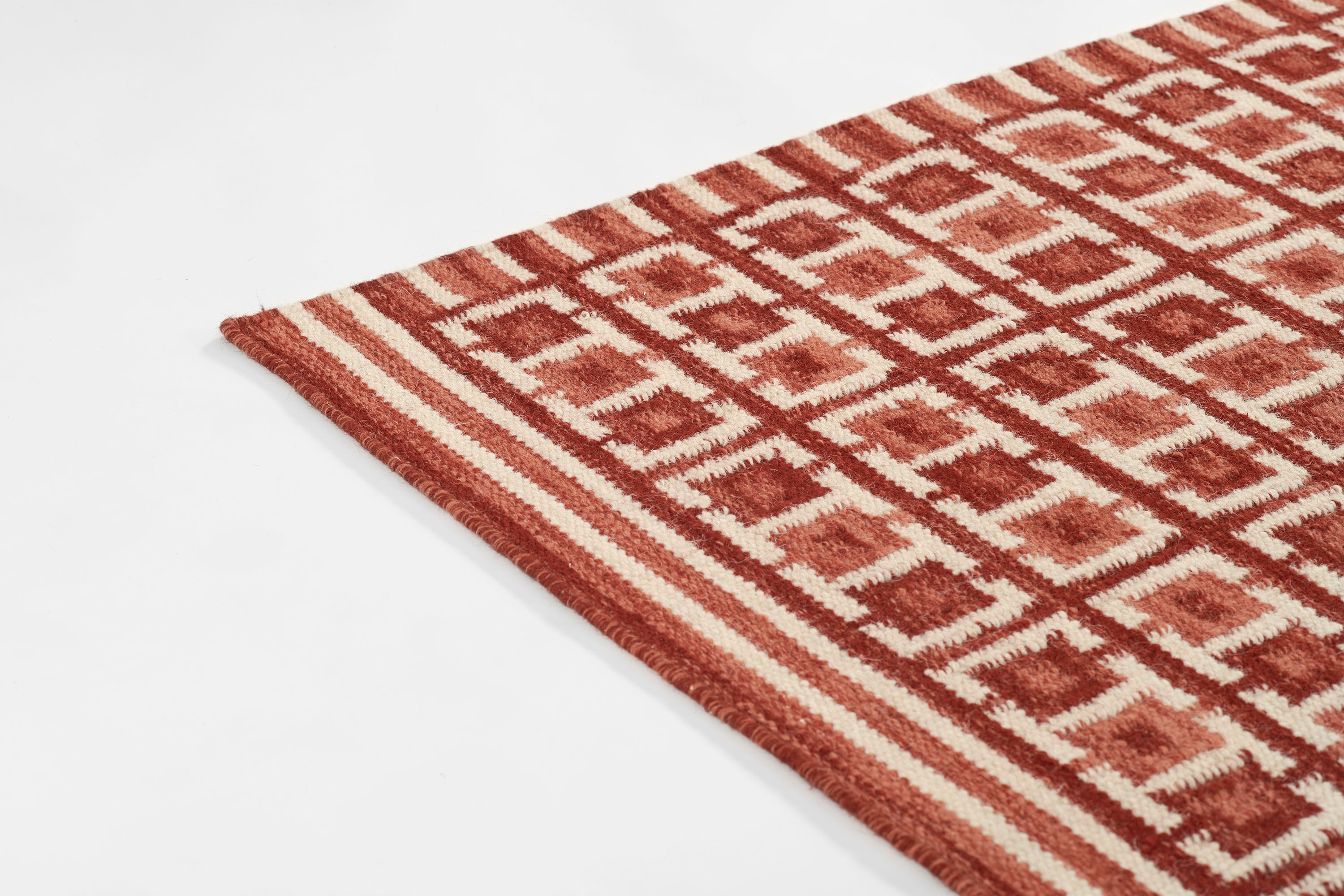 Momeni Scandi SCN-2 Red Hand Woven Area Rug