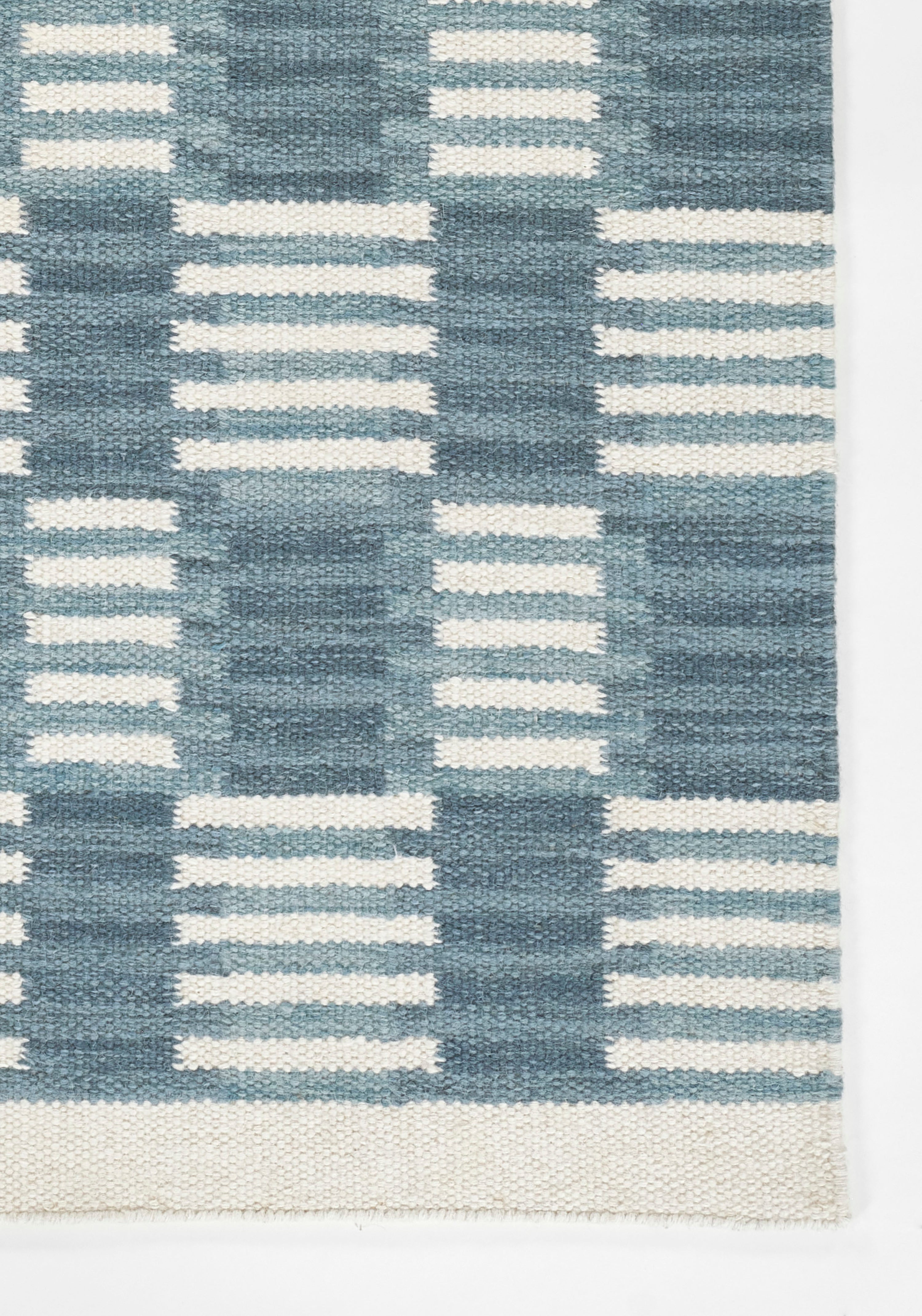 Momeni Scandi SCN-3 Blue Hand Woven Area Rug