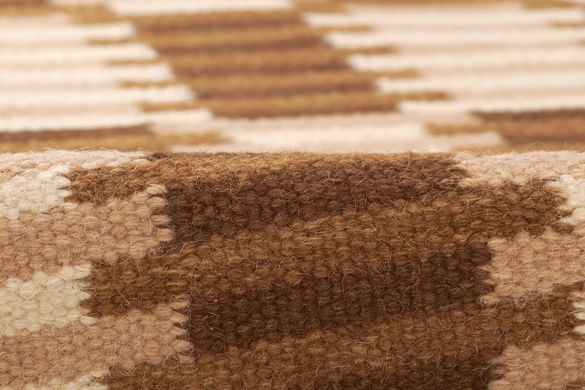 Scandi SCN-3 Brown Area Rug by Momeni