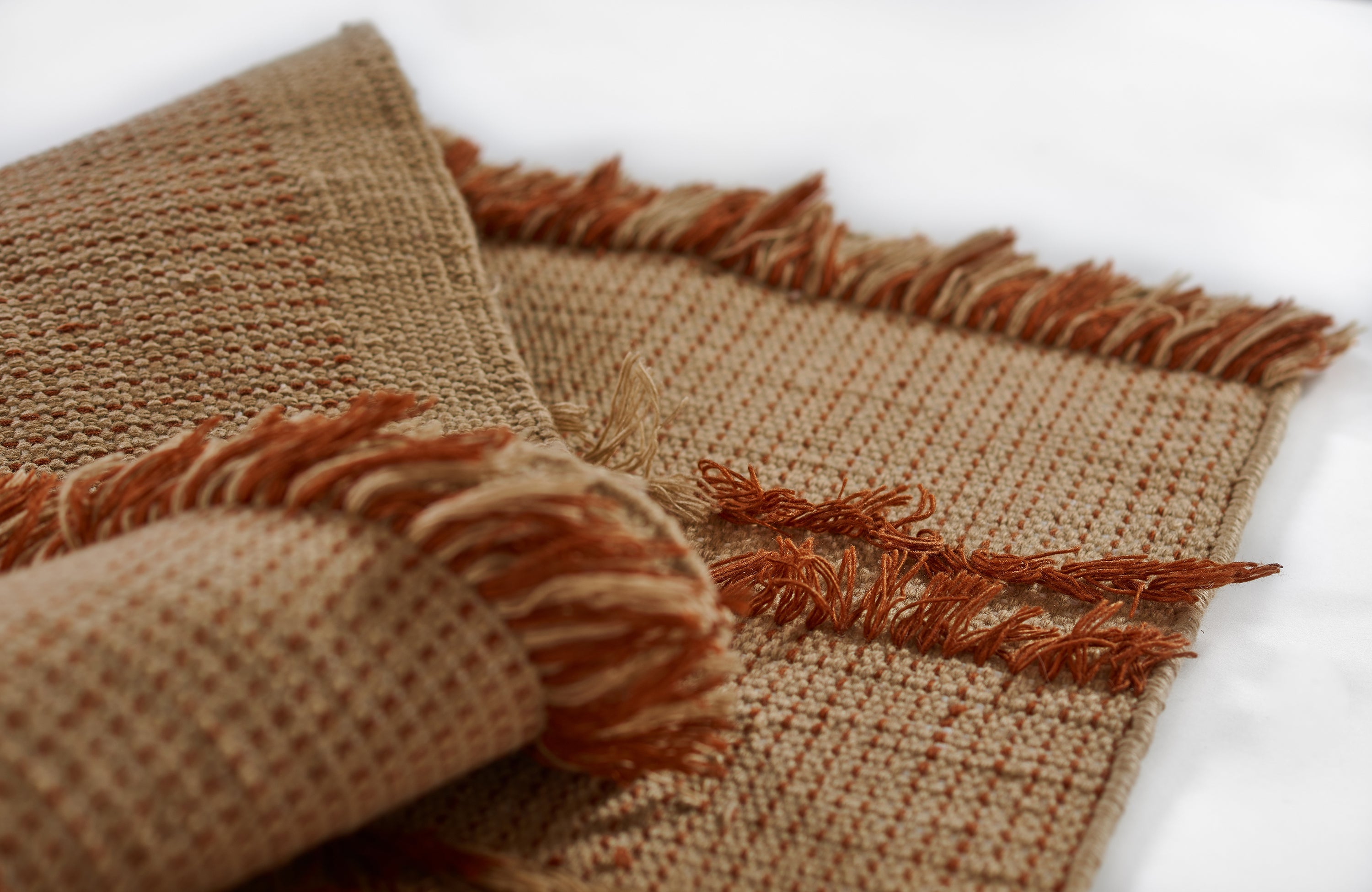 Momeni Serena SRN-1 Terracotta Hand Woven Area Rug